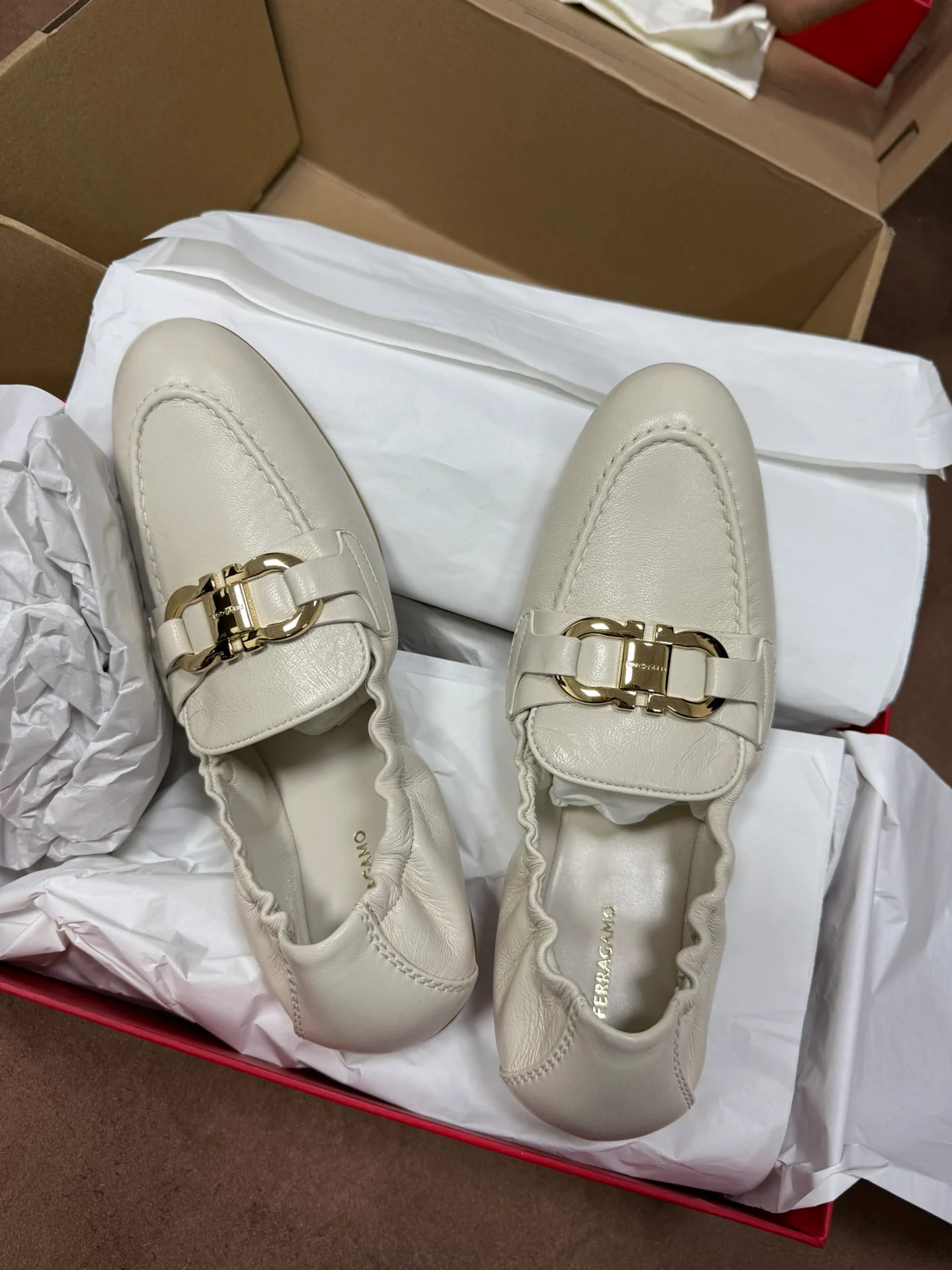 Балетки Женские Salvatore Ferragamo 7585