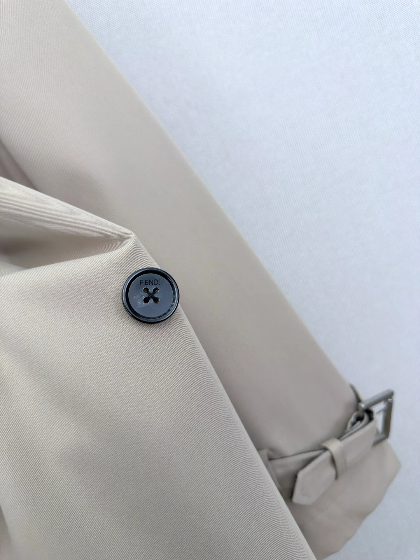 Тренчи Женские Fendi 18963147