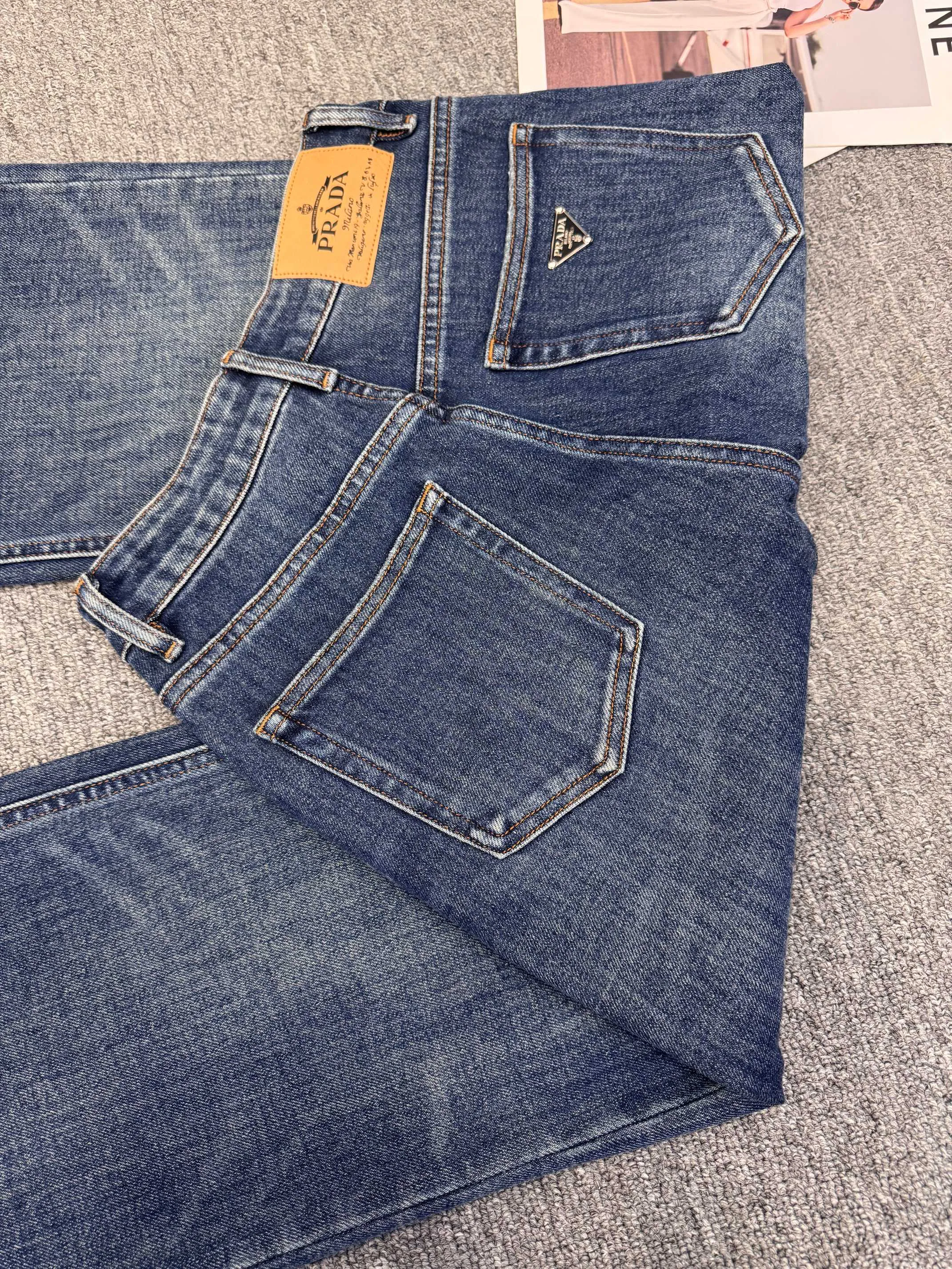 Джинсы Женские Prada 18779082