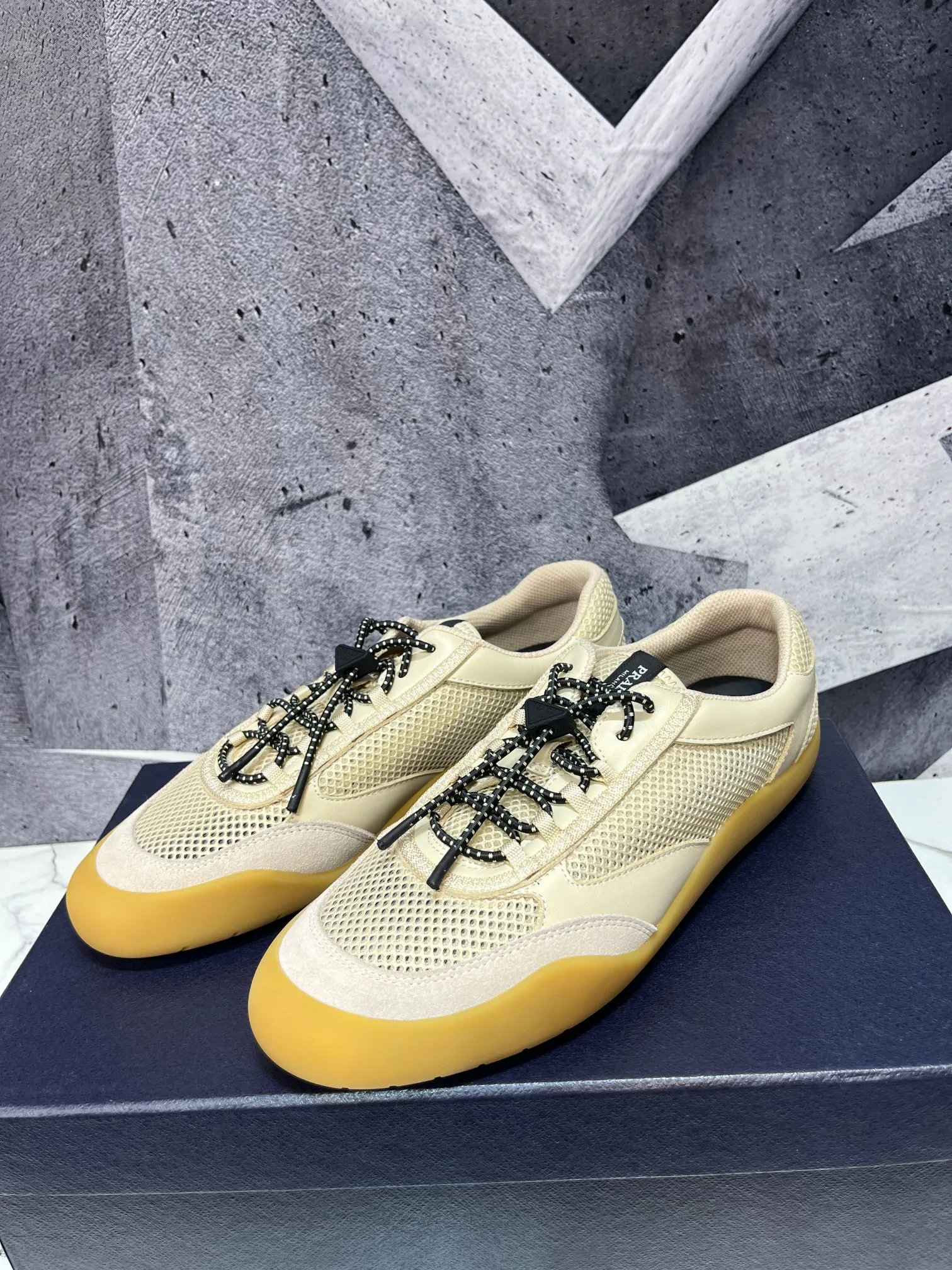 Кроссовки Мужские Prada 17955456