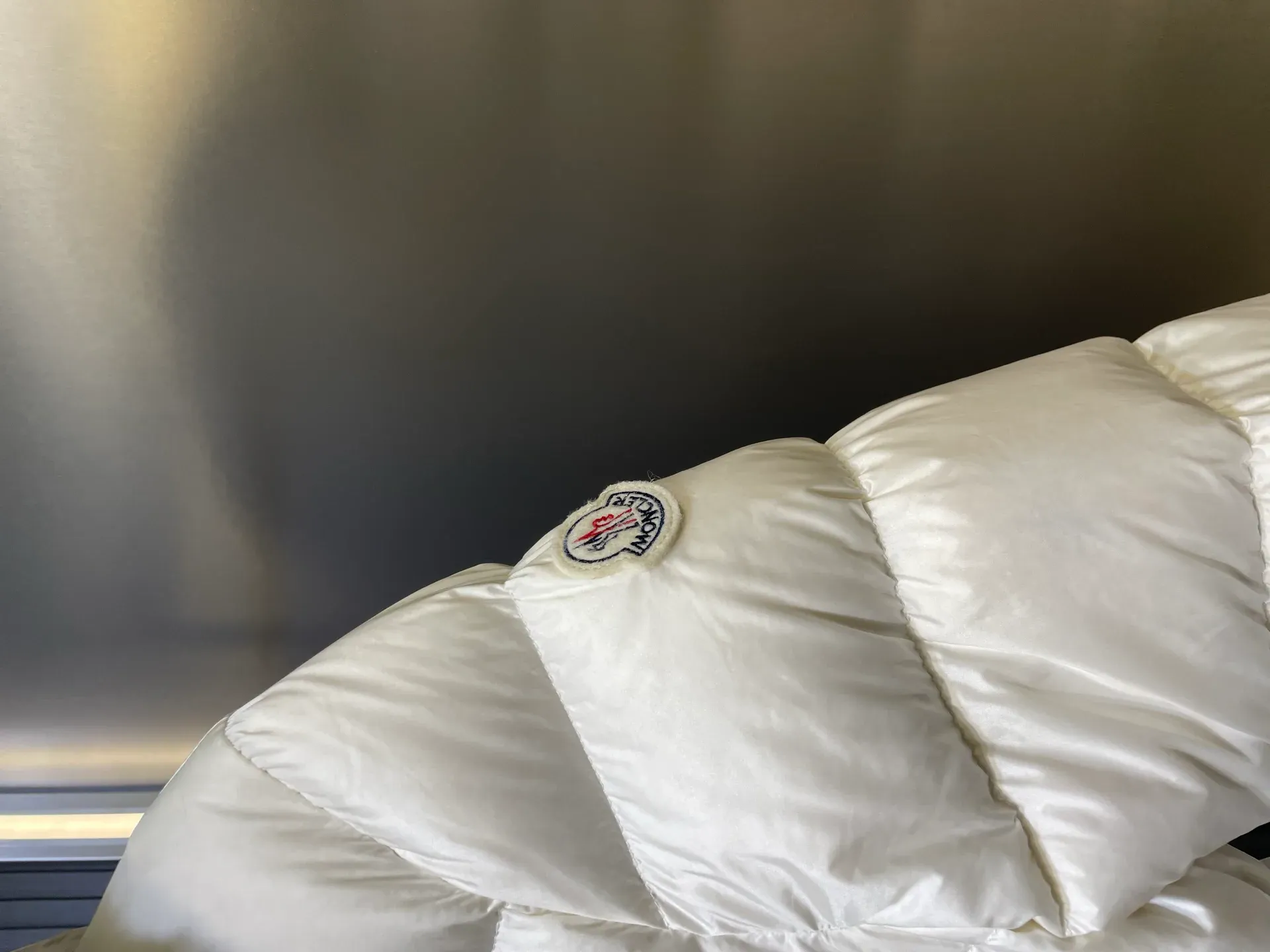 Куртки И Пуховики Женские Moncler 1041731