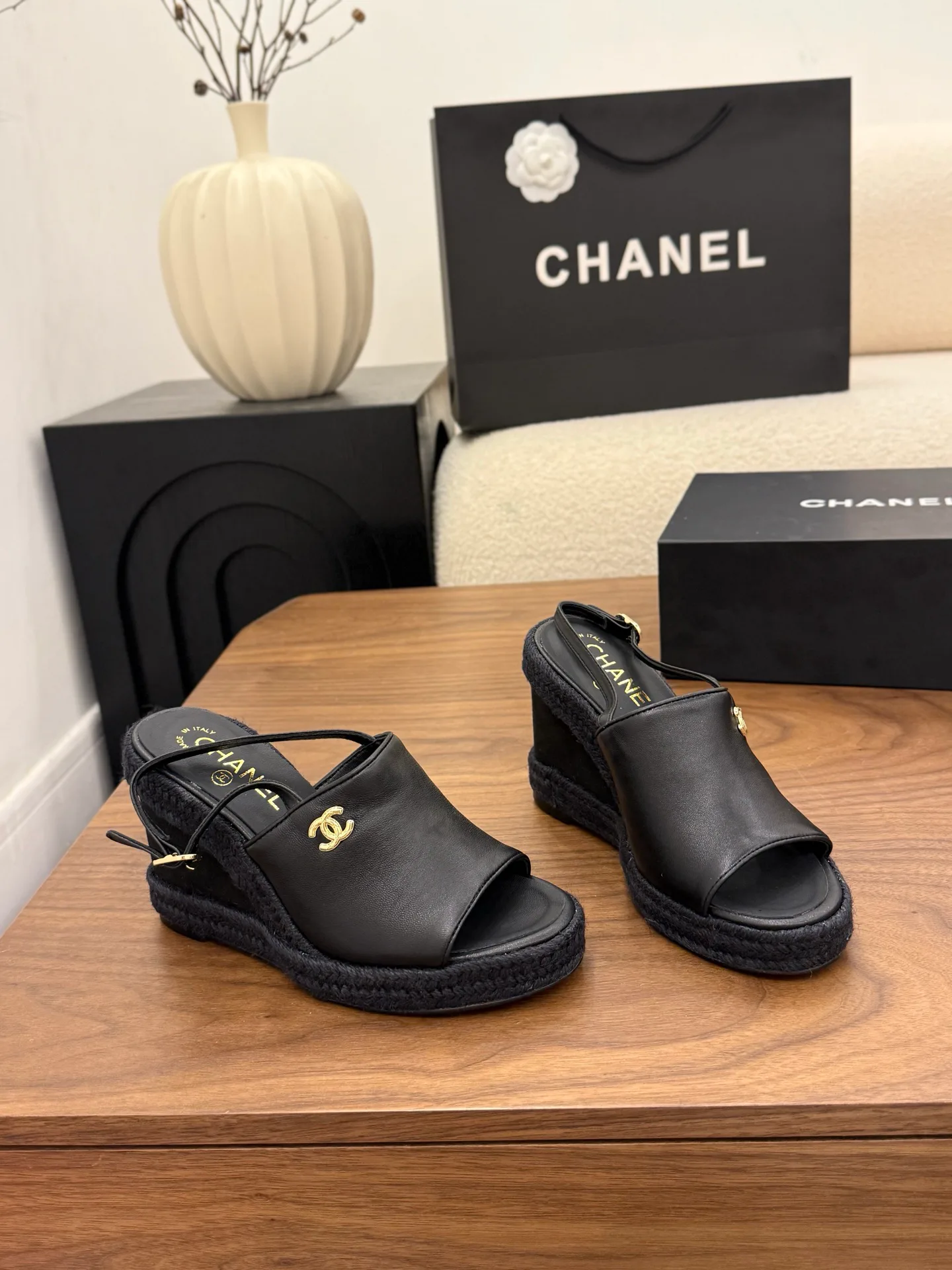 Сандалии Женские Chanel 13444918