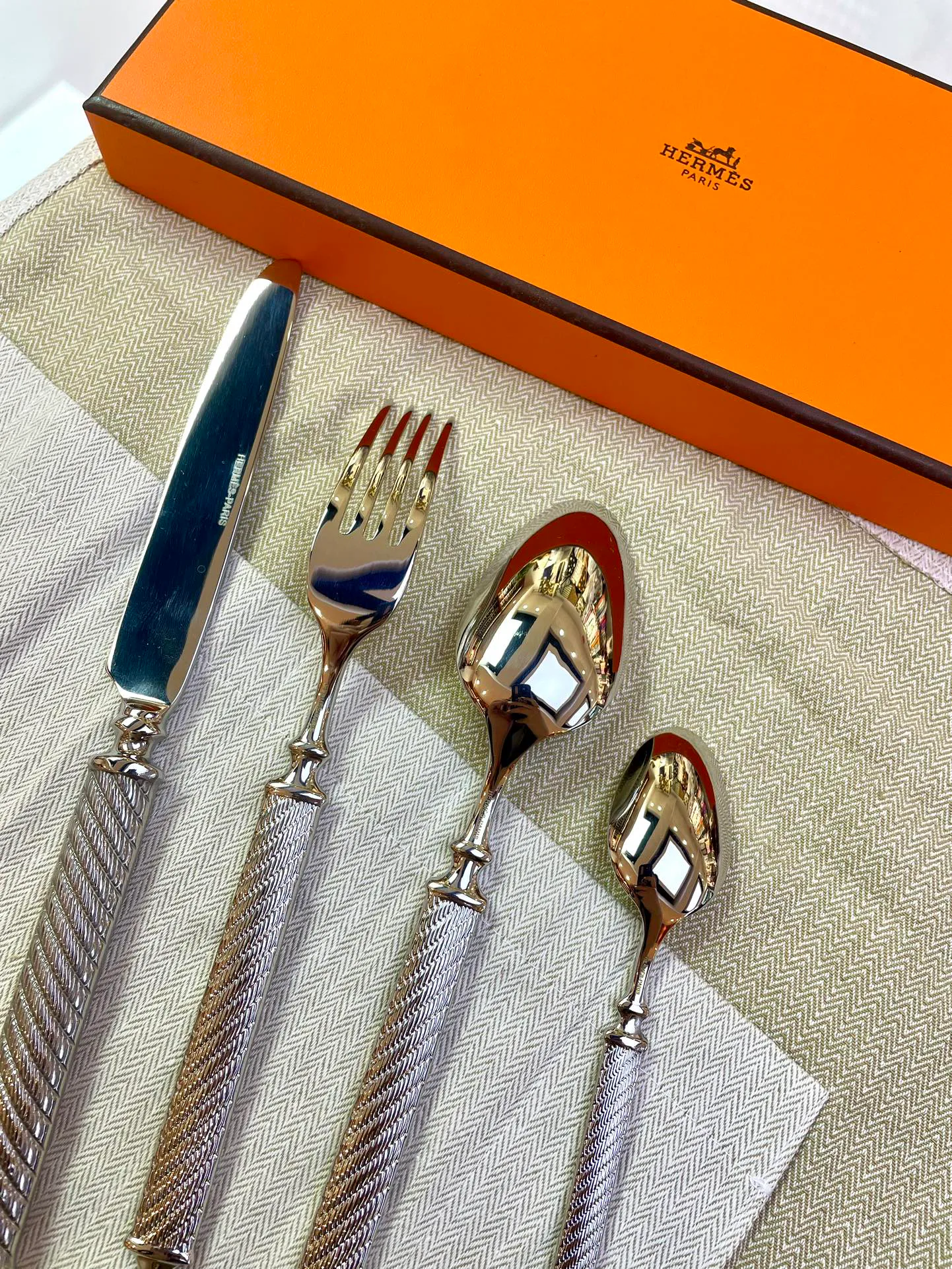 Посуда Hermes 380188