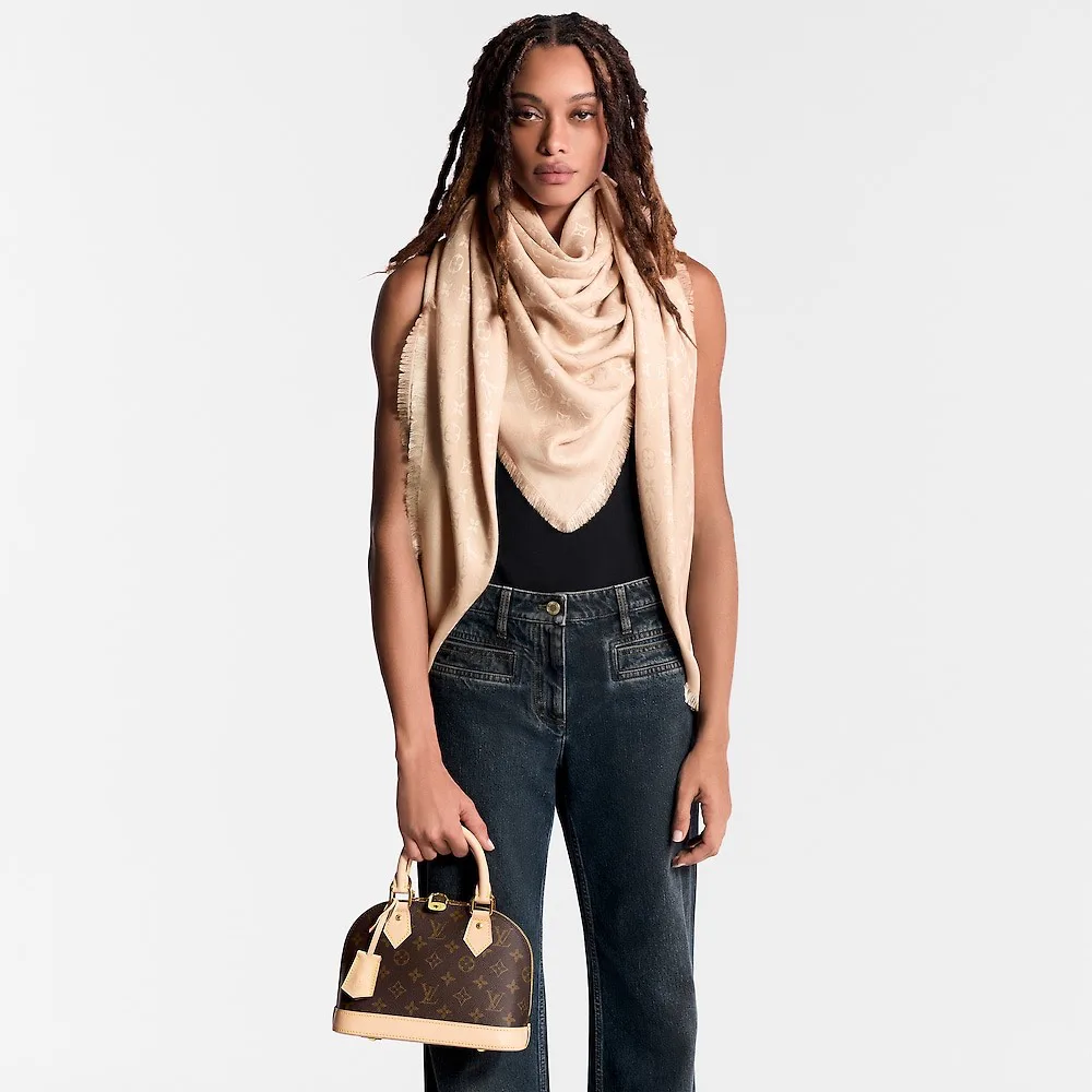 Шарфы Louis Vuitton 18267585