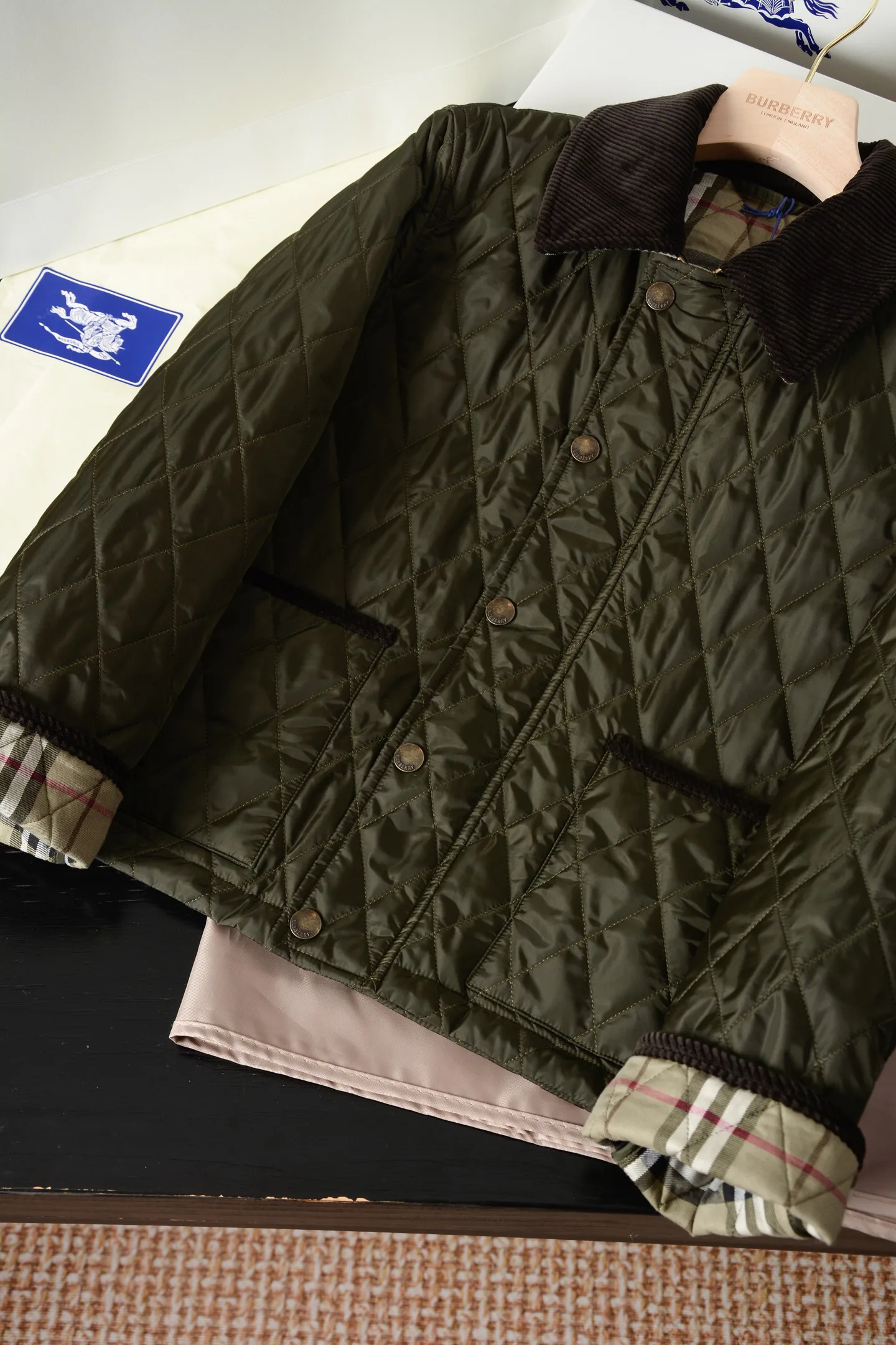 Куртки И Пуховики Женские Burberry 18513001