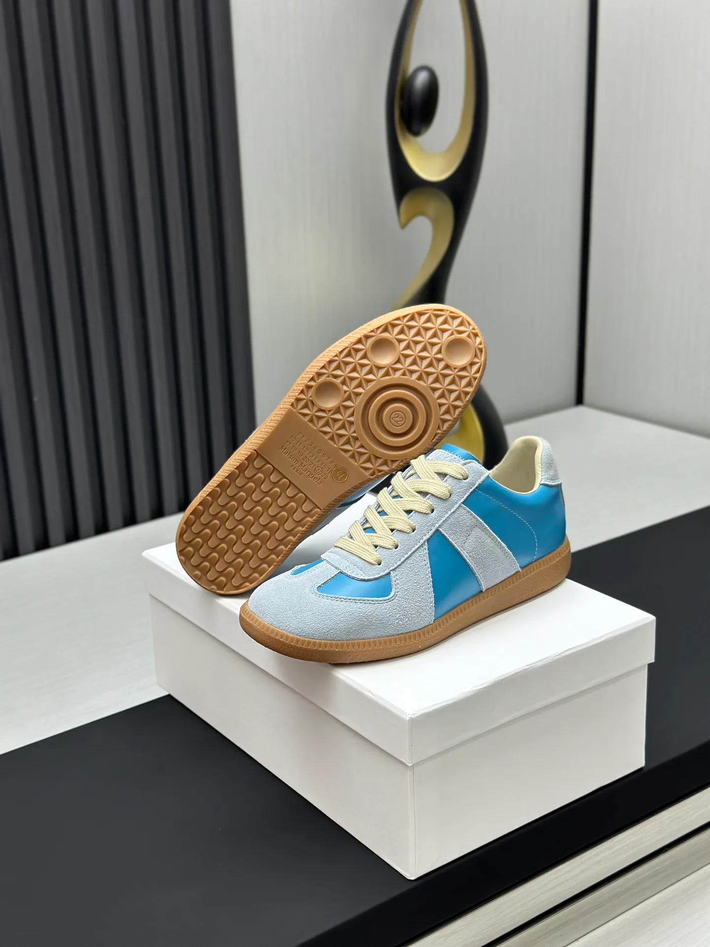 Кроссовки Женские Maison Margiela 9039726