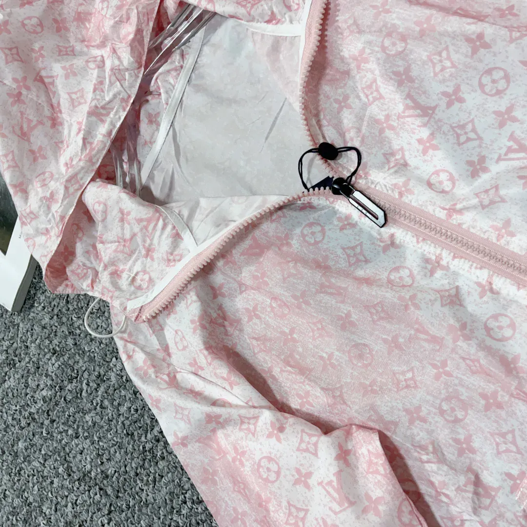 Куртки Женские Louis Vuitton 30934