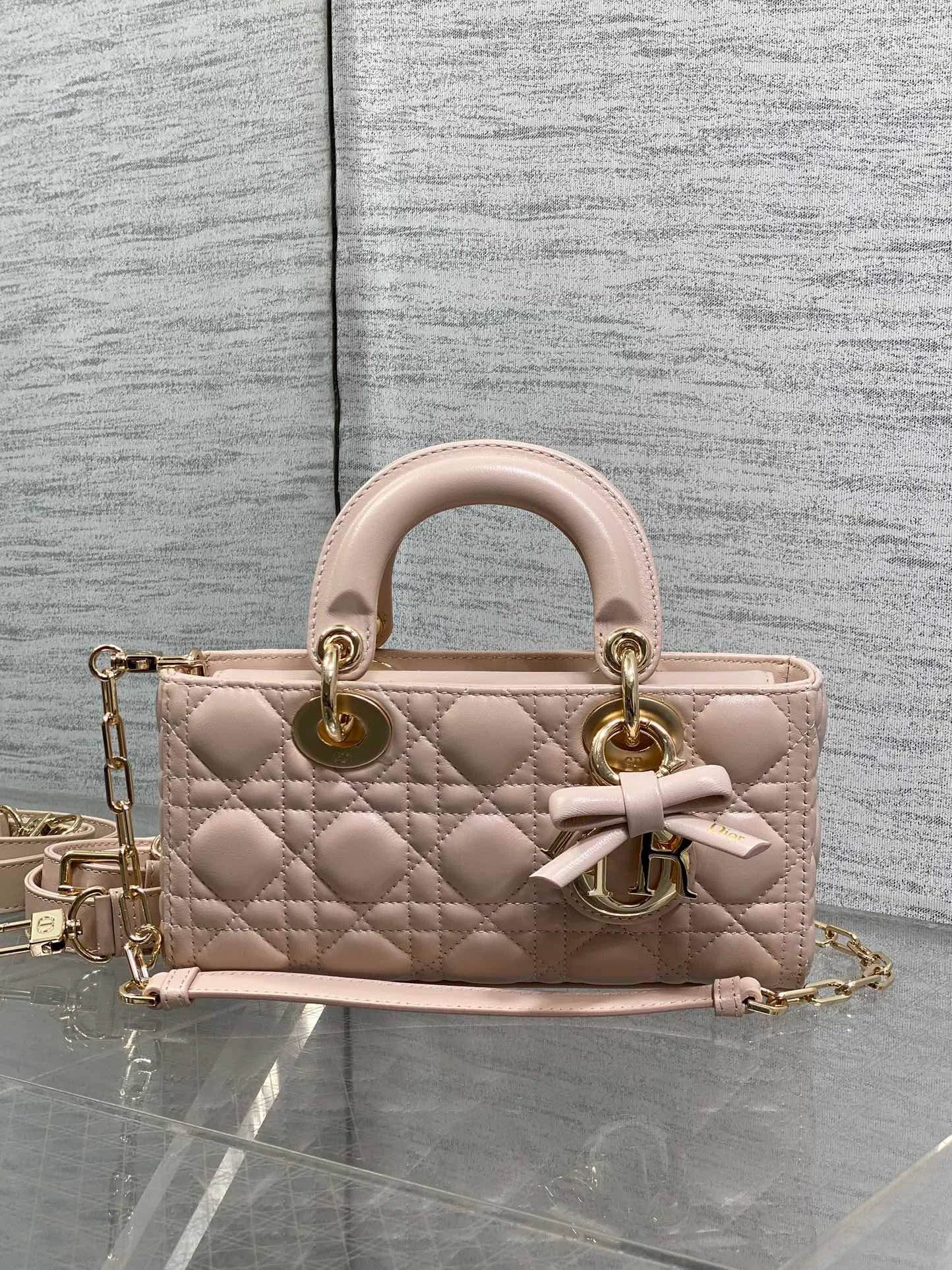 Классические Сумки Женские Christian Dior 11685168