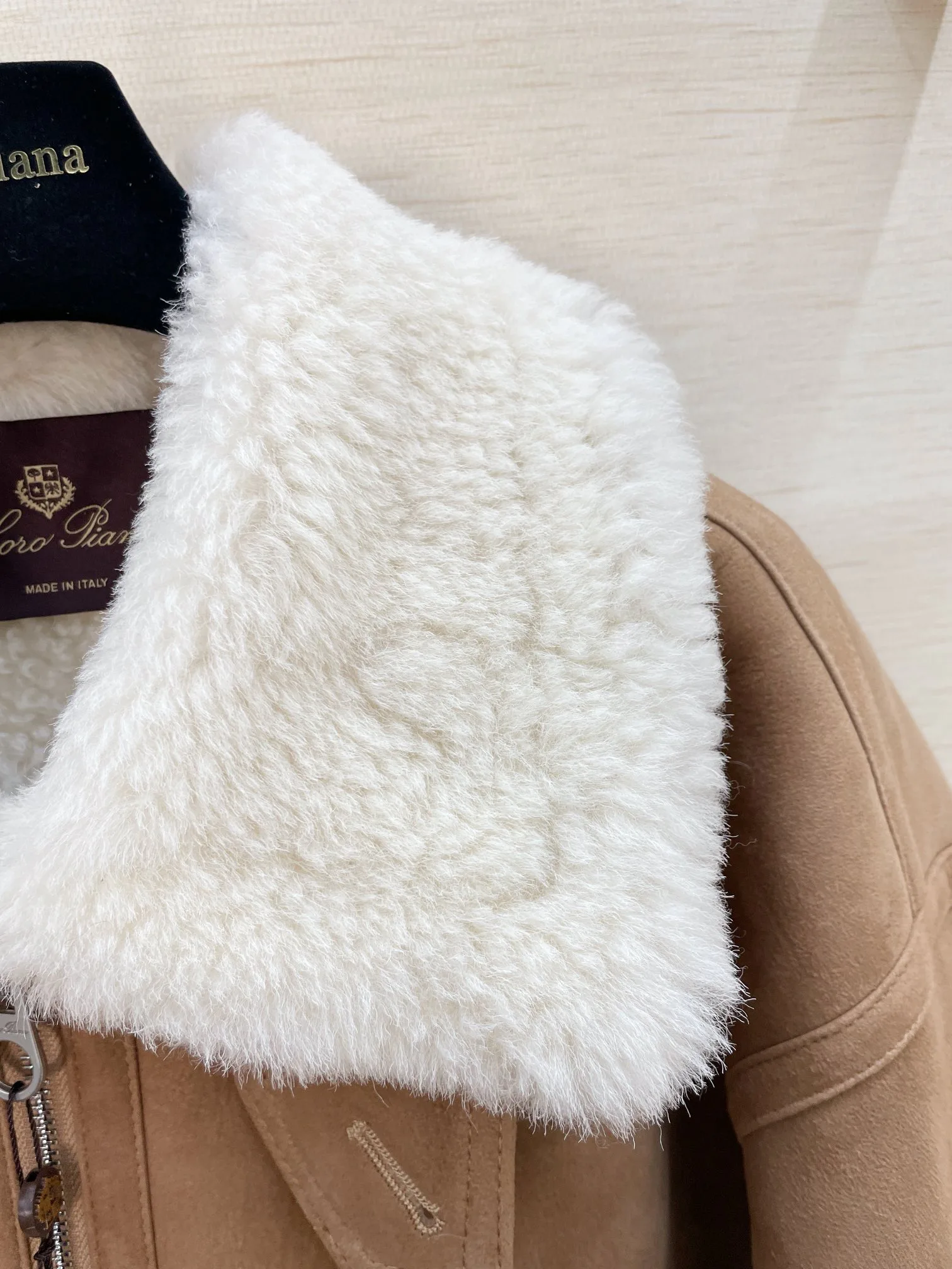Кожаные Куртки И Дублёнки Женские Loro Piana 19684880