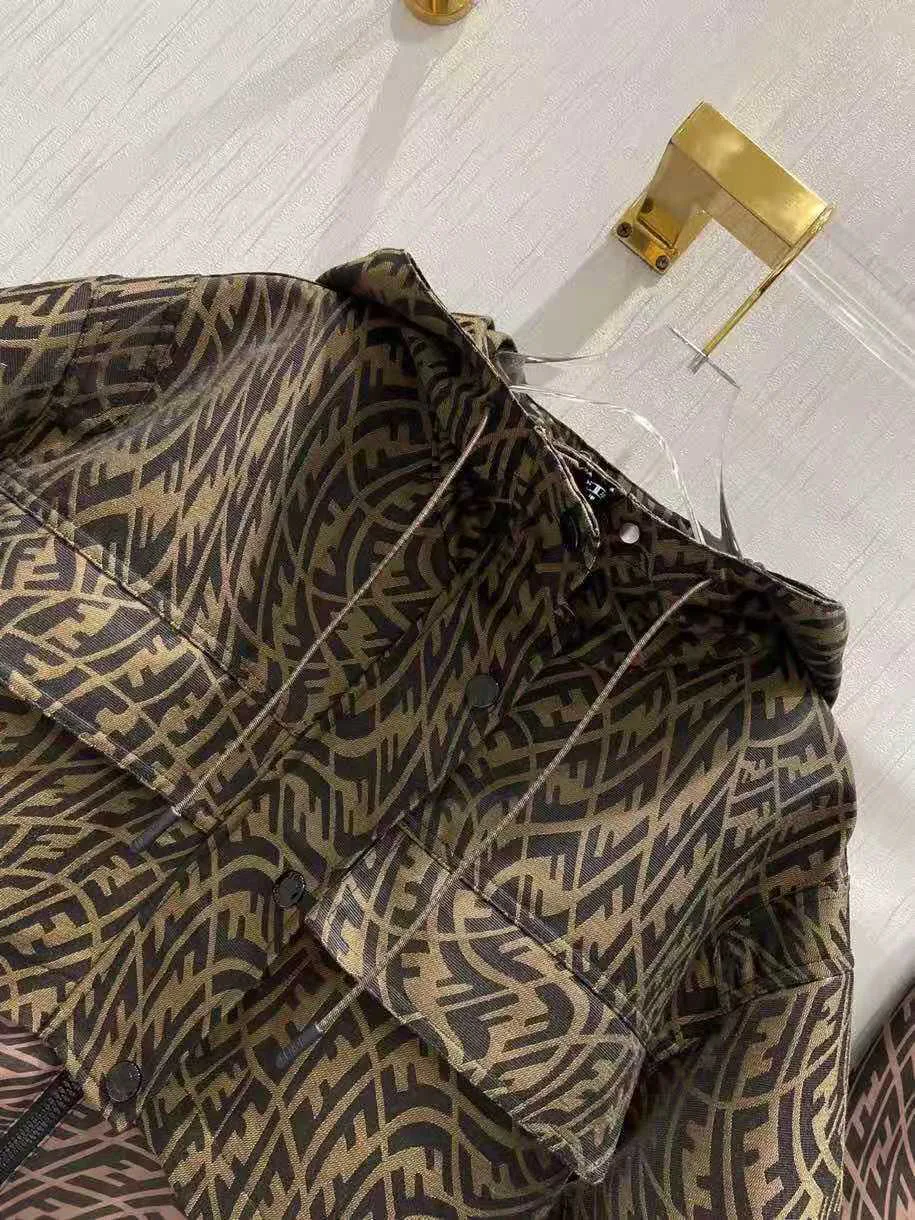 Куртки И Пуховики Женские Fendi 9213679