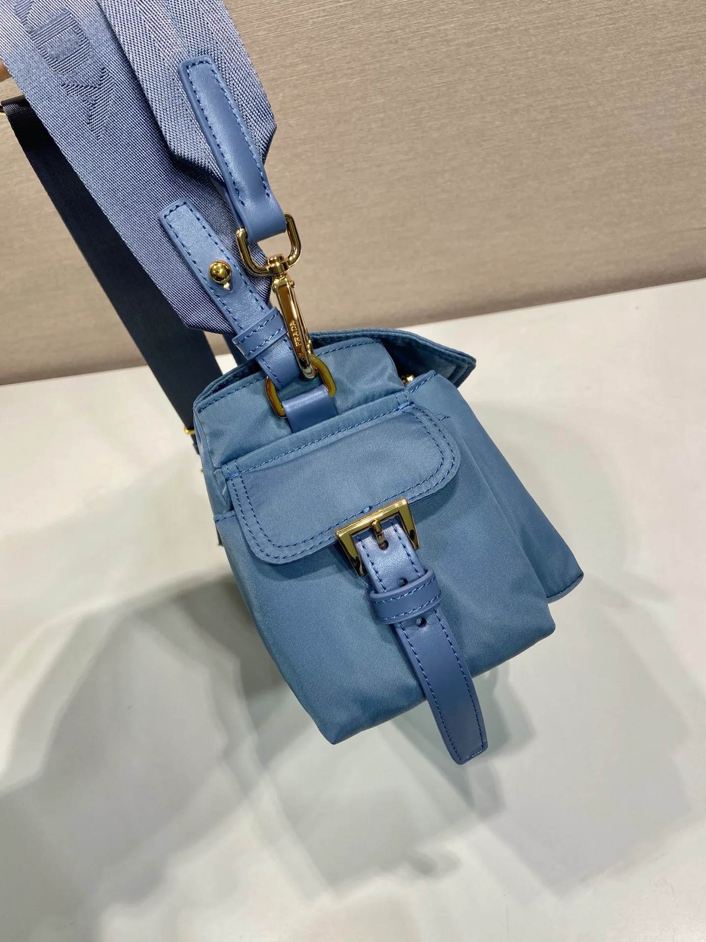 Сумки На Ремне Женские Prada 12874268