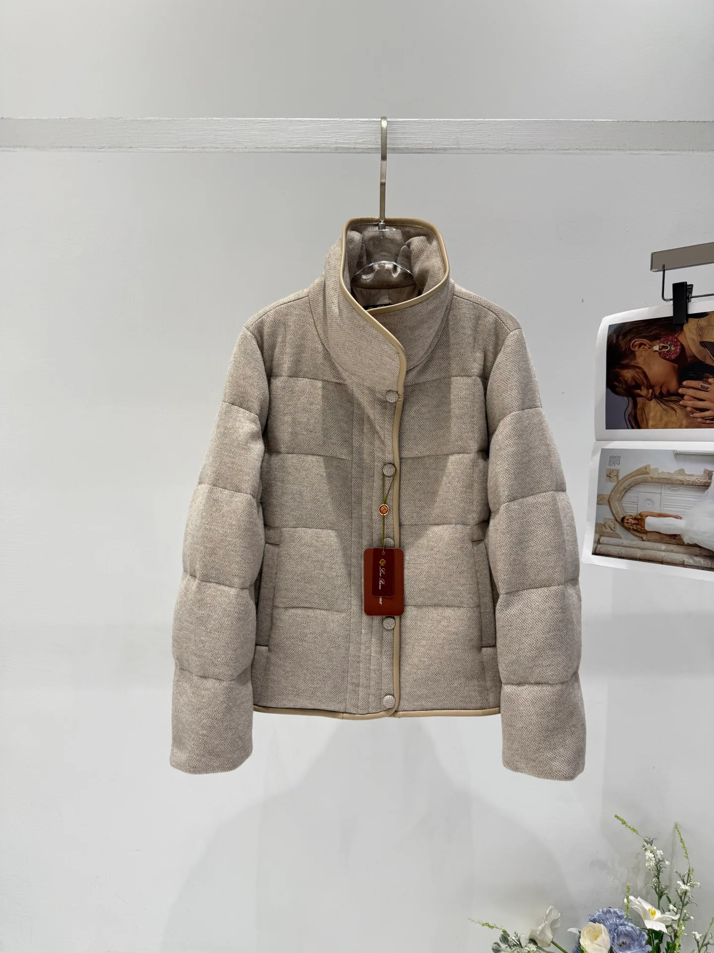 Куртки И Пуховики Женские Loro Piana 18699889