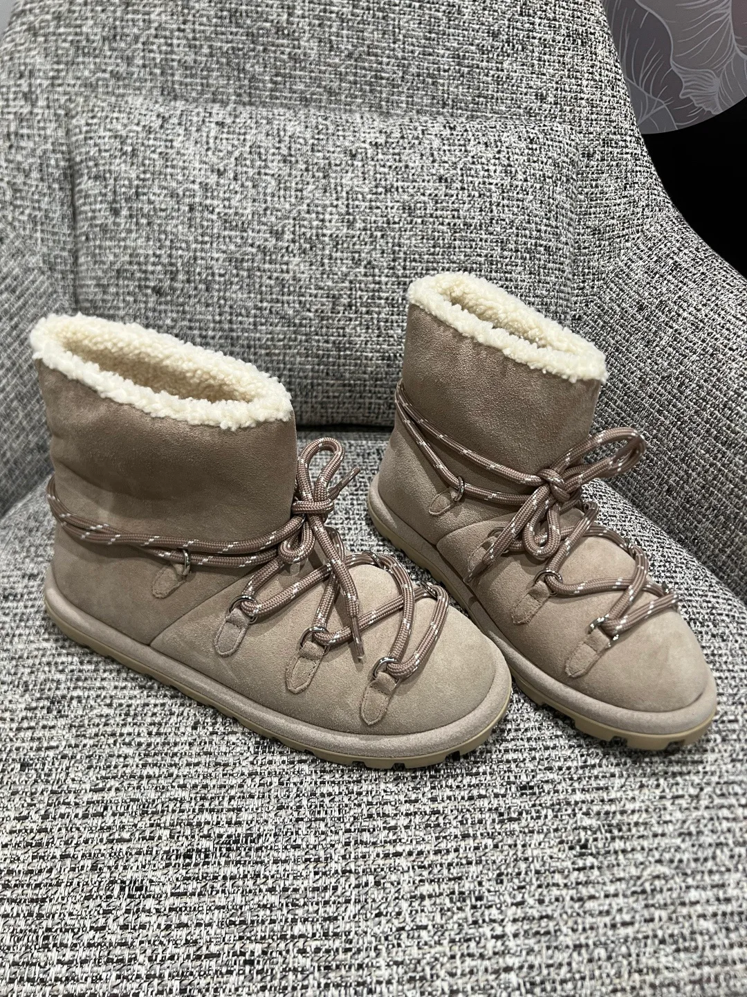 Угги Женские Miu Miu 18592417