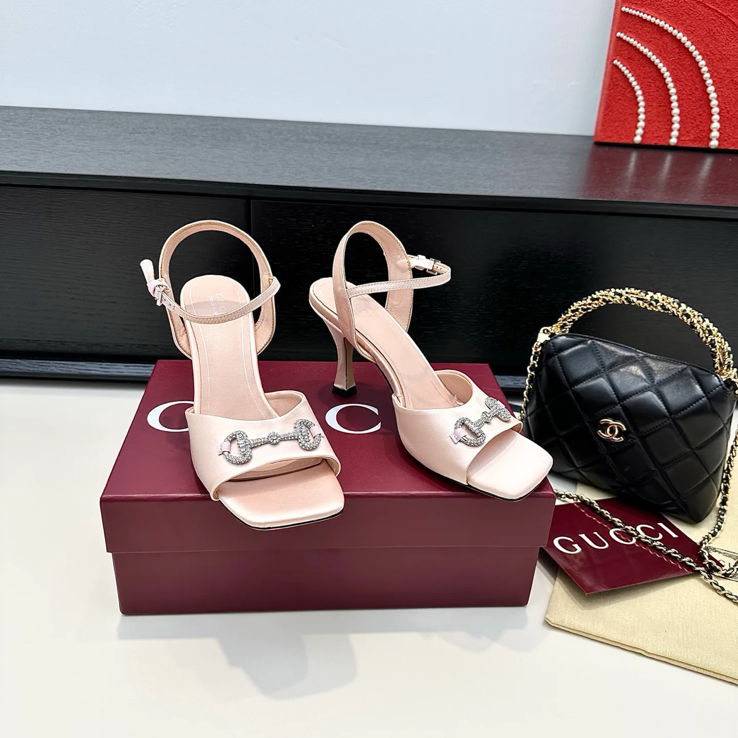 Босоножки Женские Gucci 17614704