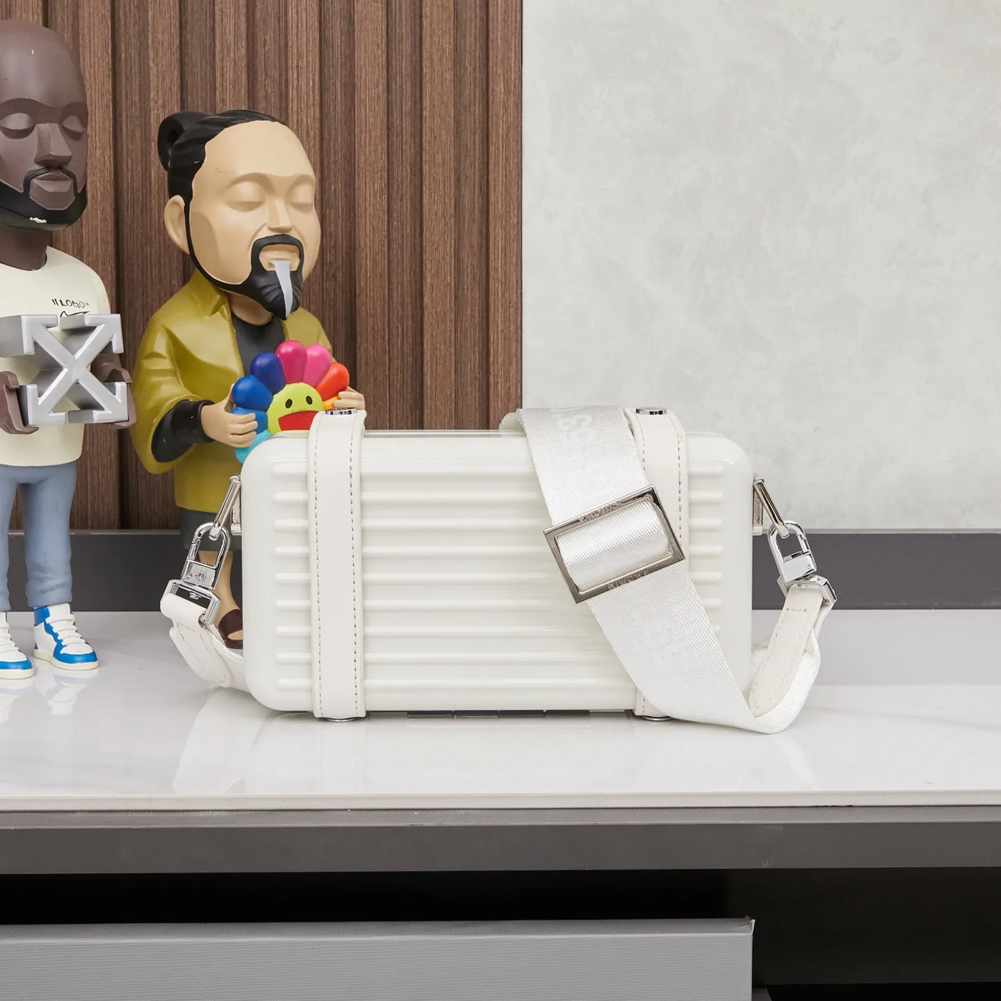 Сумки На Ремне Женские Rimowa 11185359