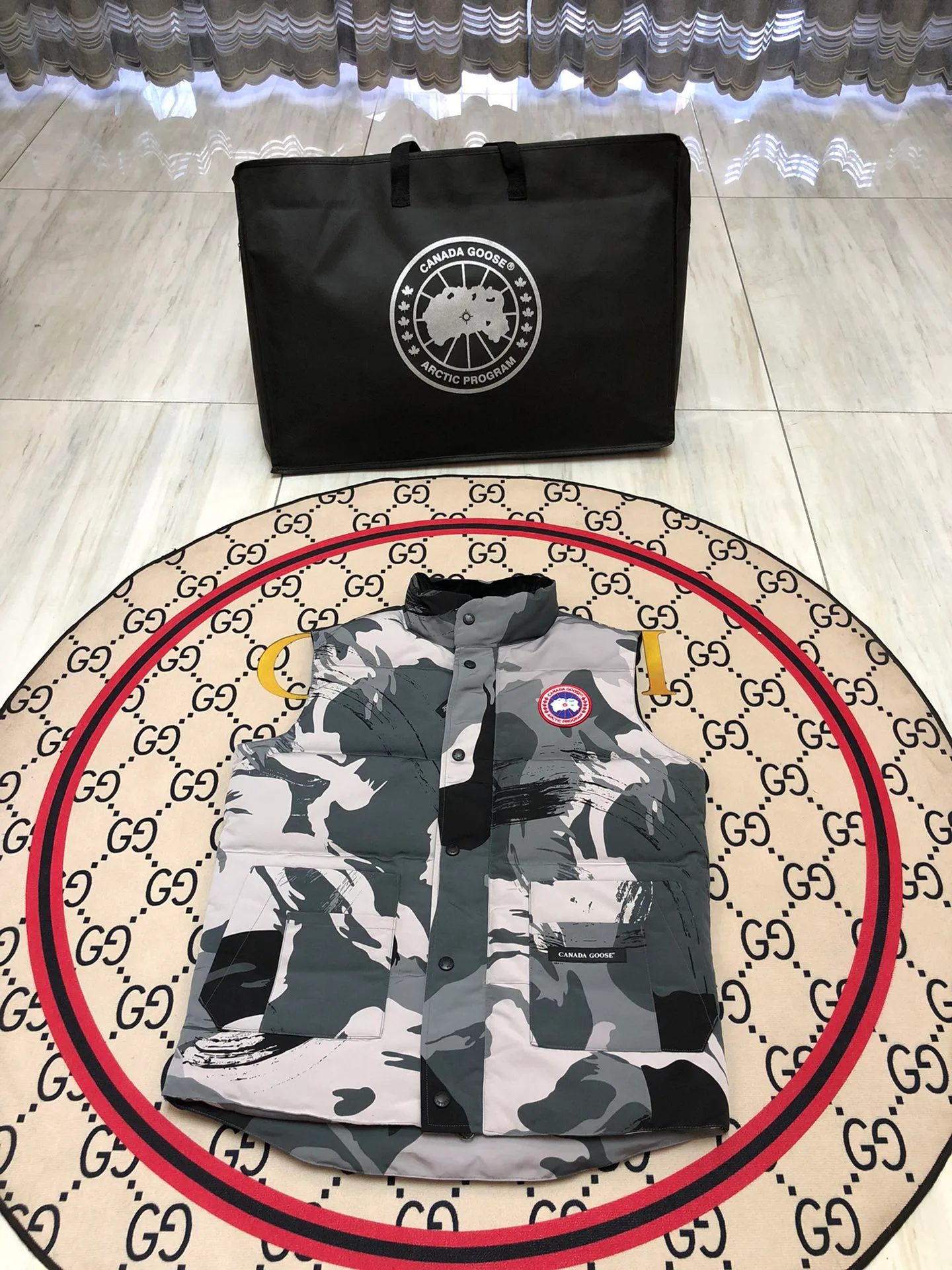 Жилеты Женские Canada Goose 1294359