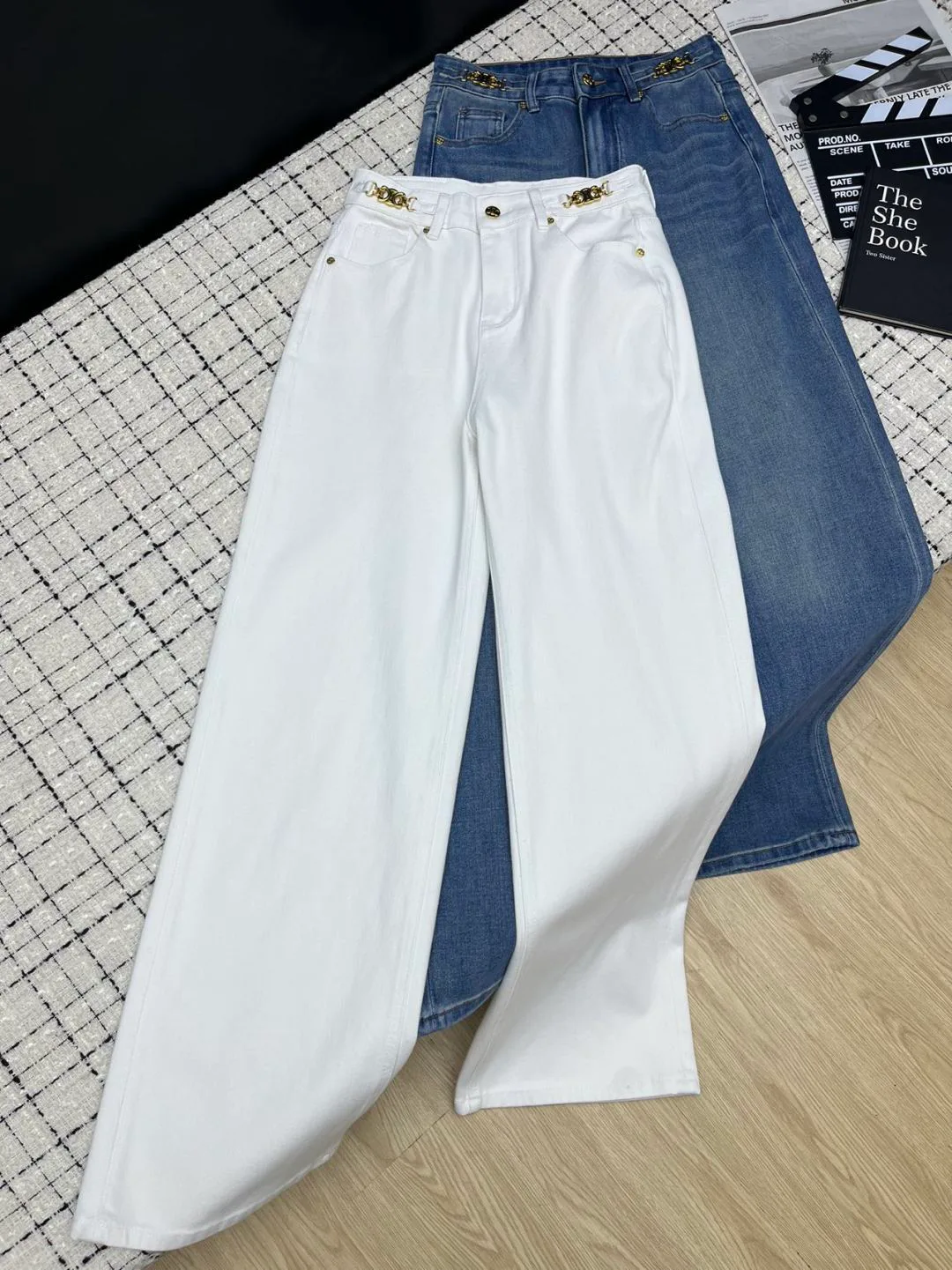 Джинсы Женские Celine 18864290