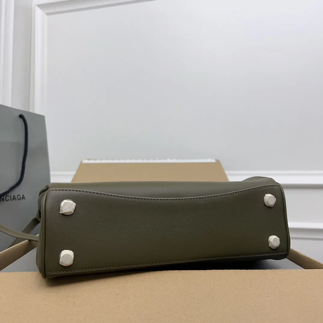Классические Сумки Женские Balenciaga 11872229