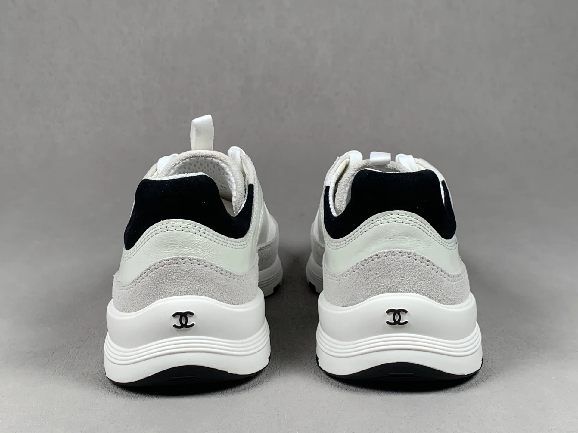 Кроссовки Женские Chanel 2751796