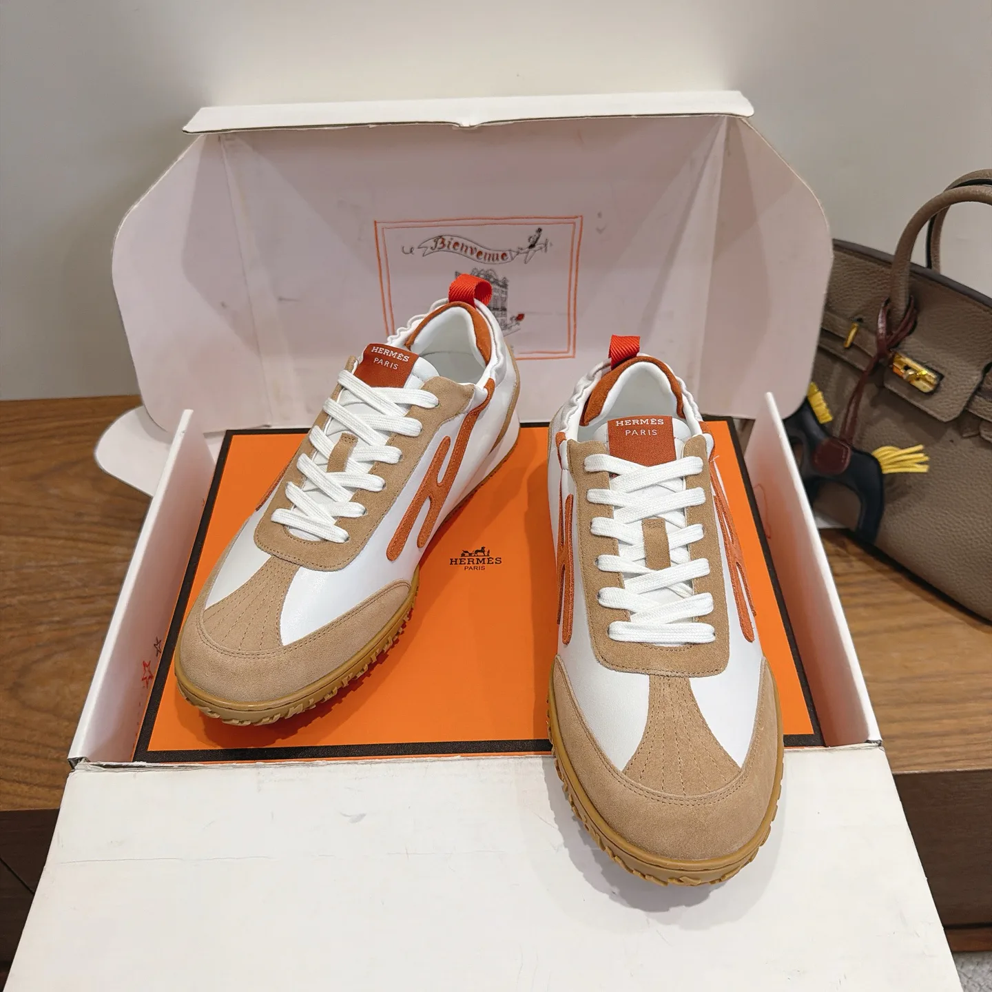 Кроссовки Женские Hermes 18729596