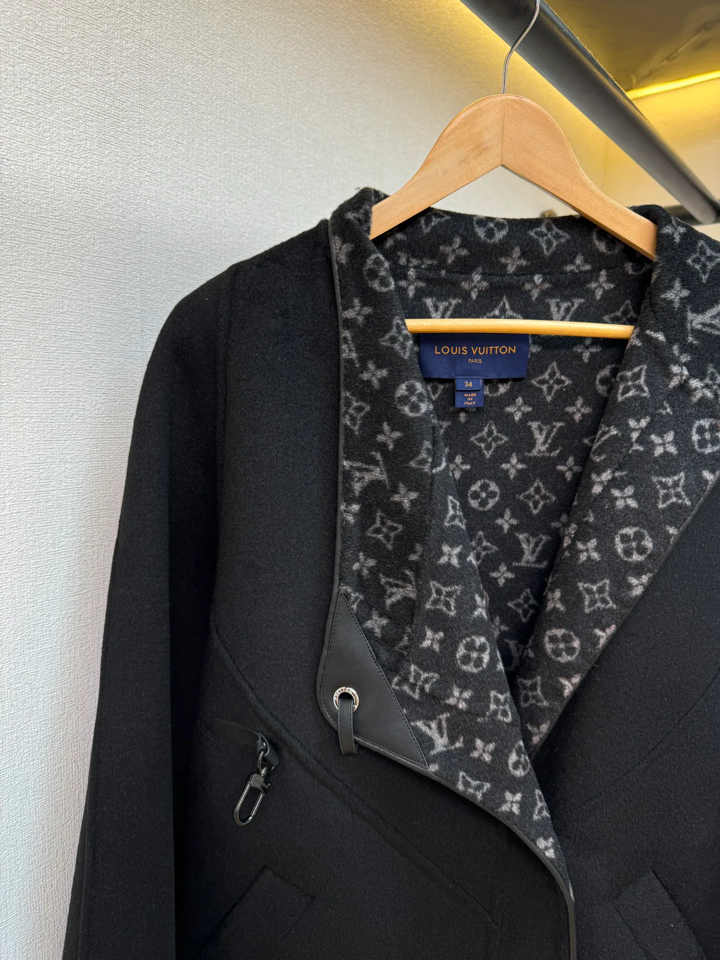 Куртки Женские Louis Vuitton 172495