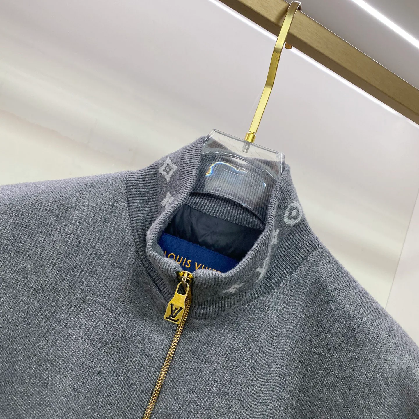 Куртки И Пуховики Мужские Louis Vuitton 1129732