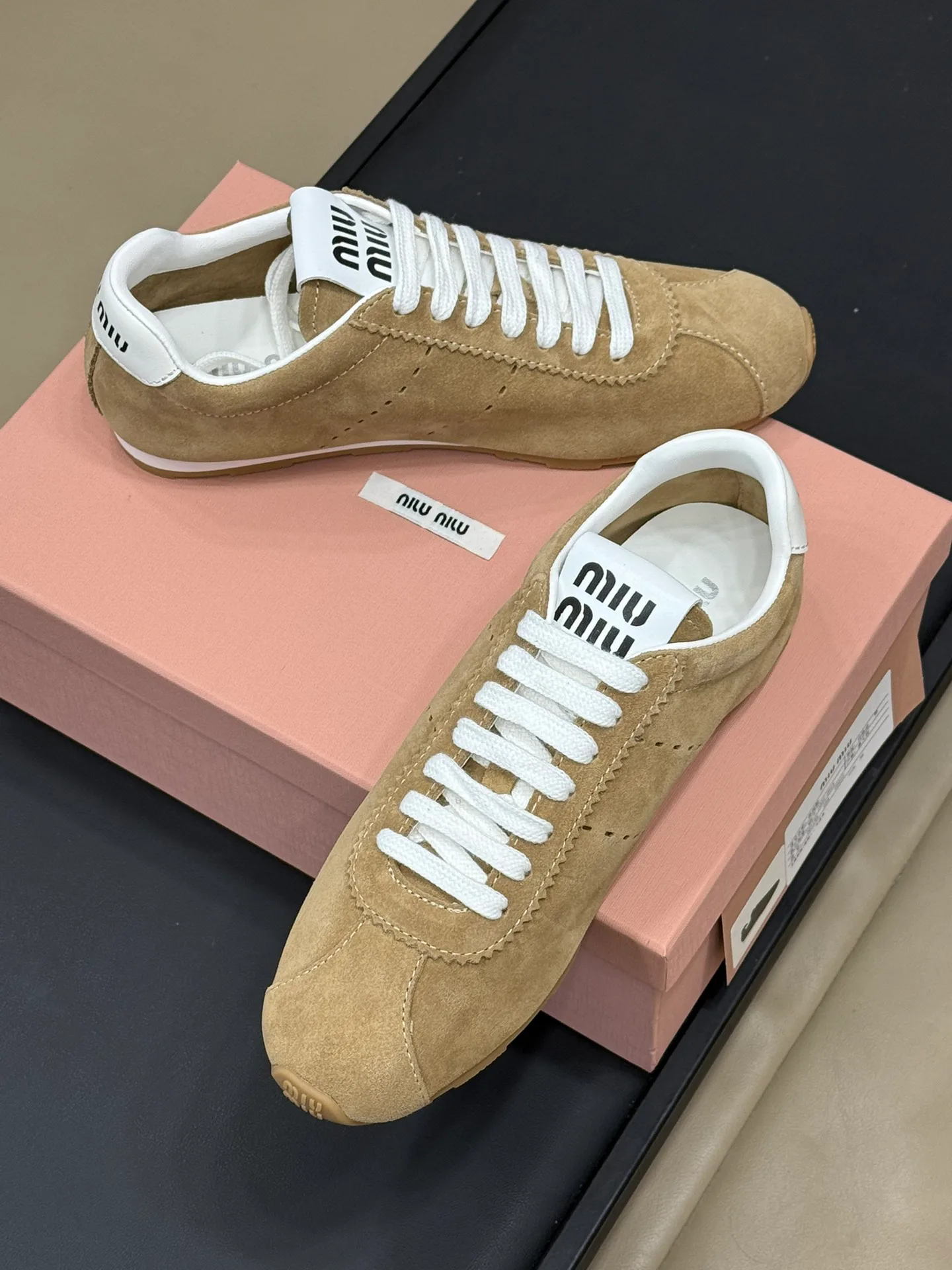 Кроссовки Женские Miu Miu 1657