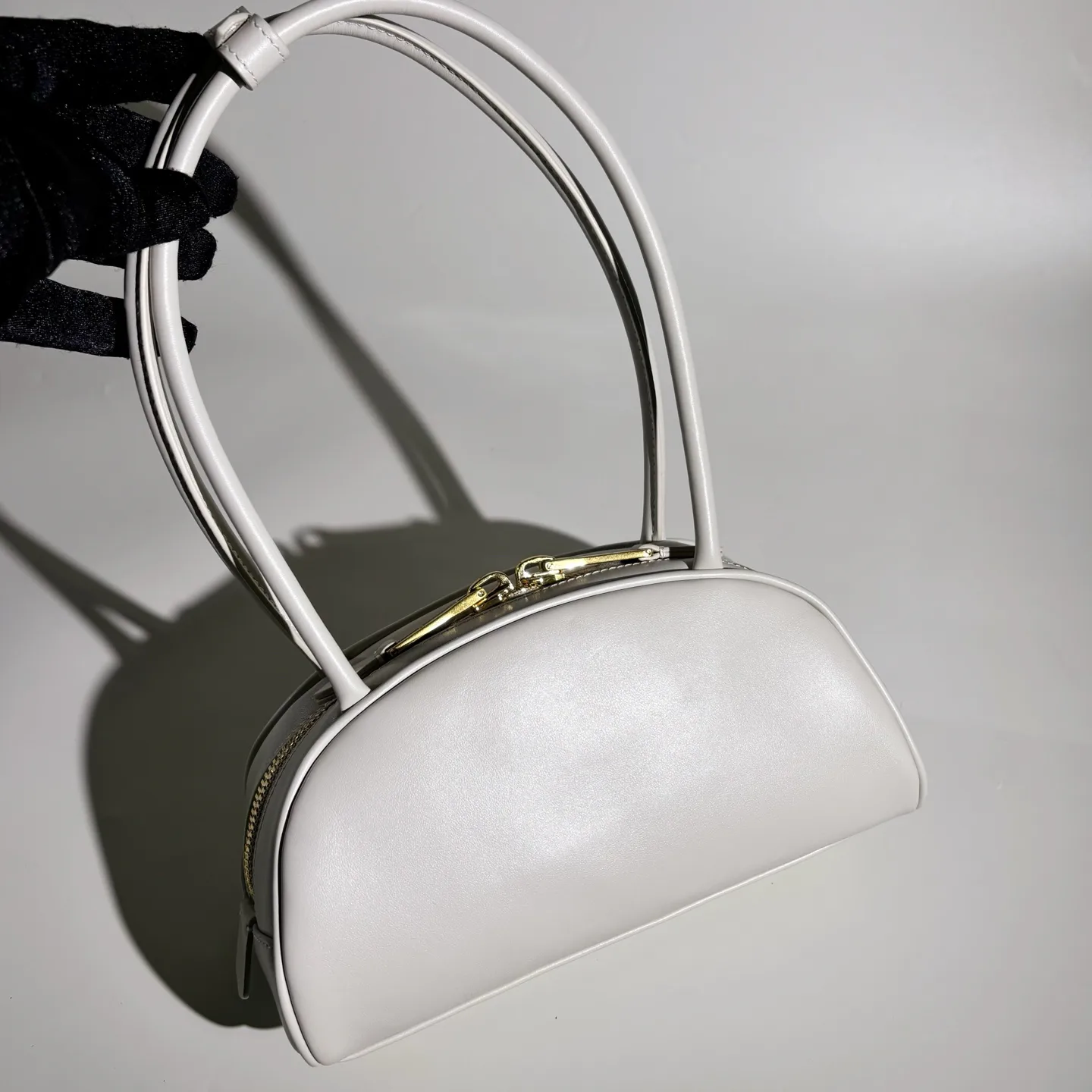 Классические Сумки Женские Miu Miu 10105237