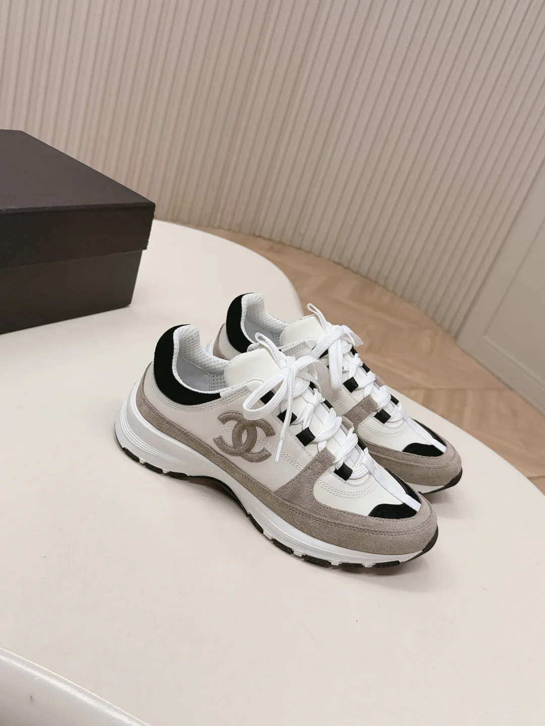 Кроссовки Женские Chanel 11594907