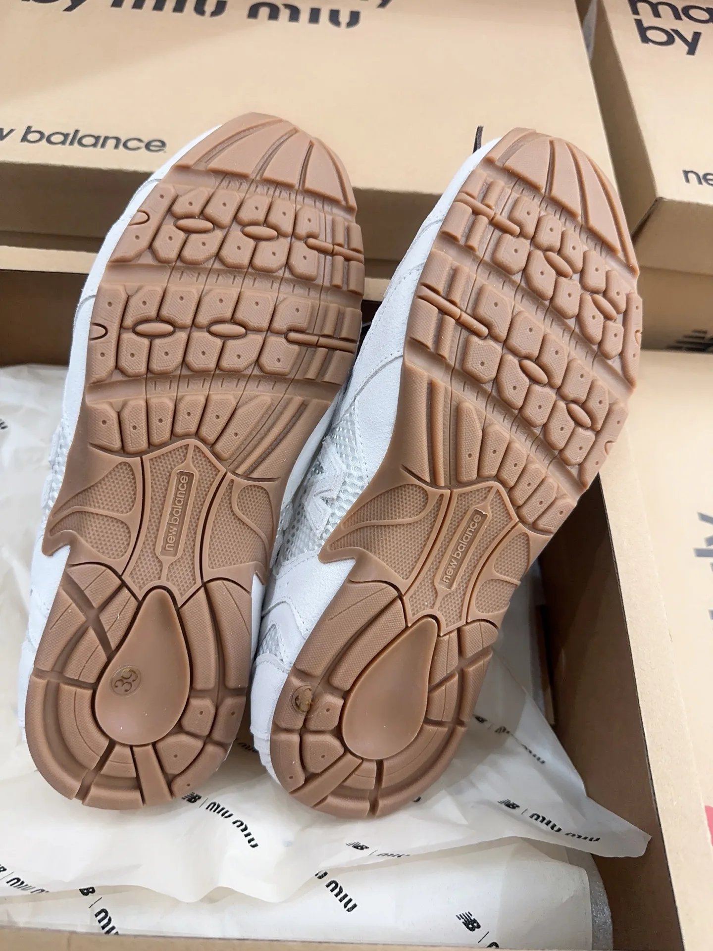 Кроссовки Женские New Balance 18041212