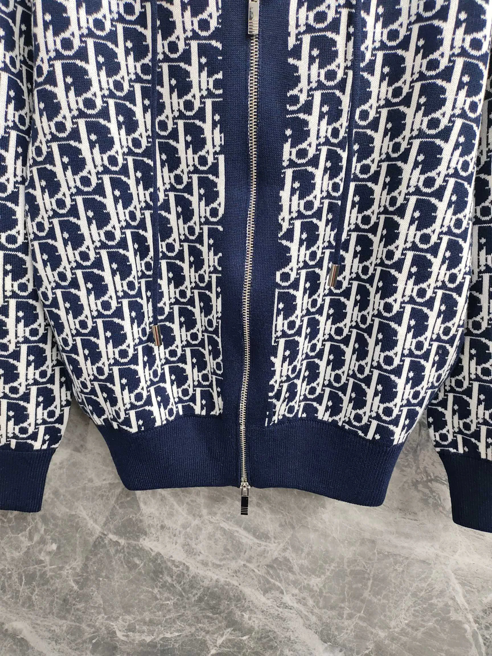 Куртки И Пуховики Женские Christian Dior 504252