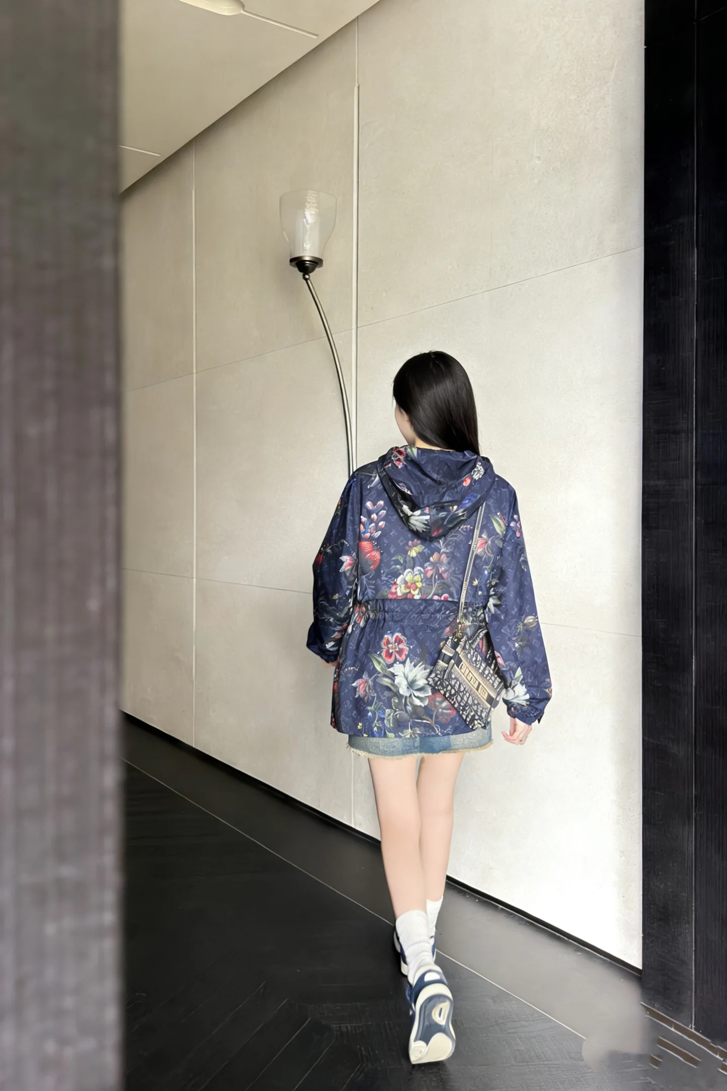 Куртки И Пуховики Женские Louis Vuitton 13097026