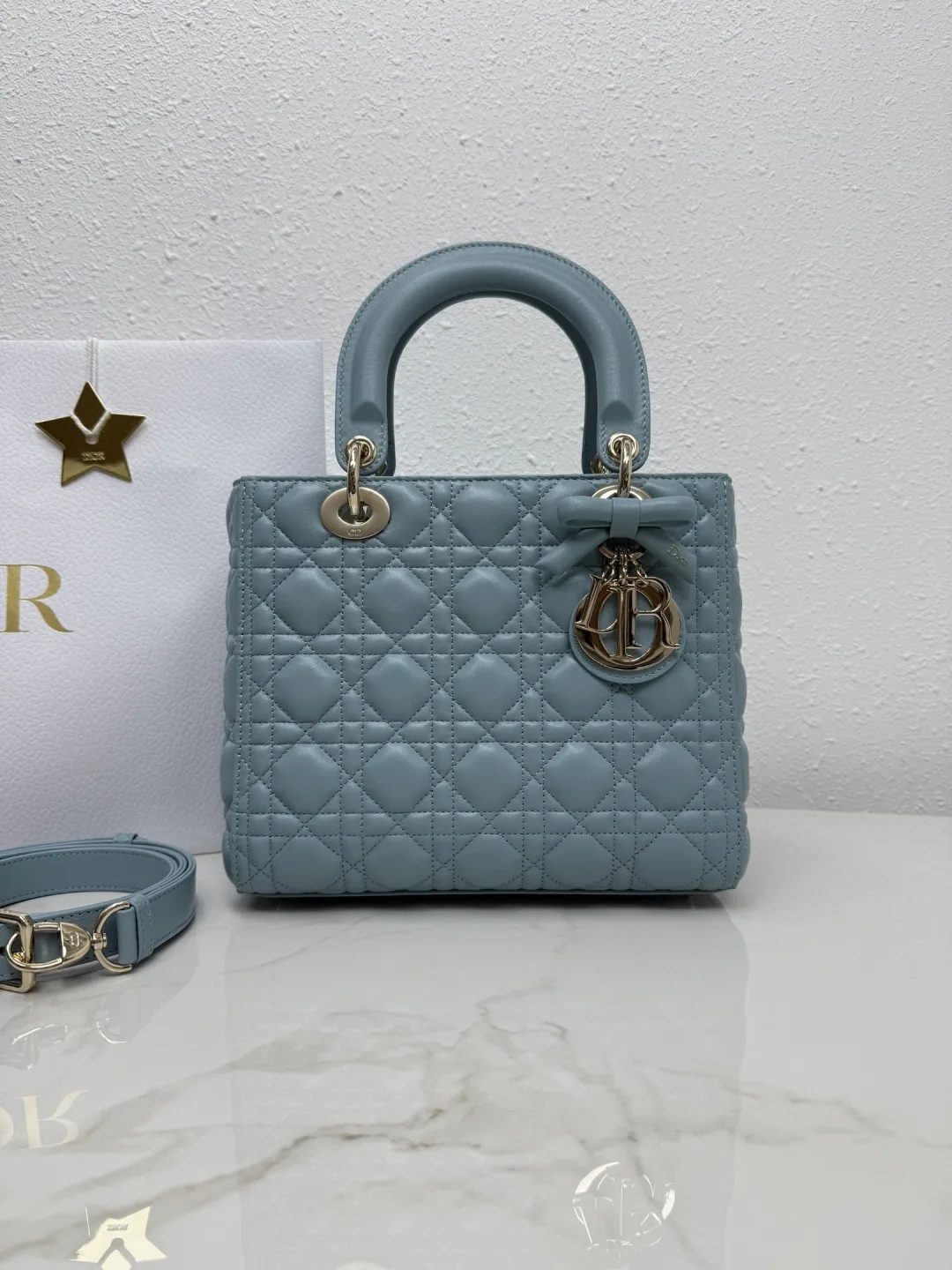 Классические Сумки Женские Christian Dior 18116349
