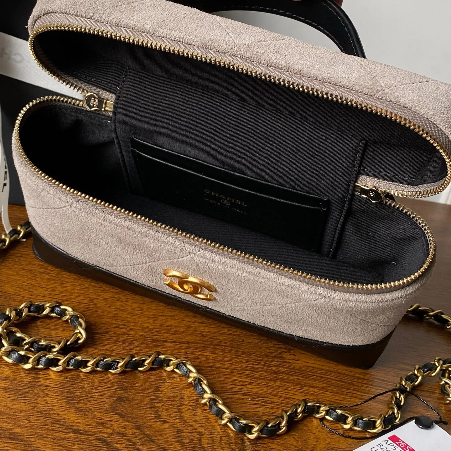 Классические Сумки Женские Chanel 18207791