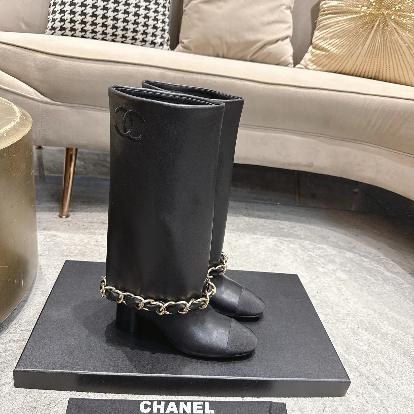 Сапоги Женские Chanel 18154573
