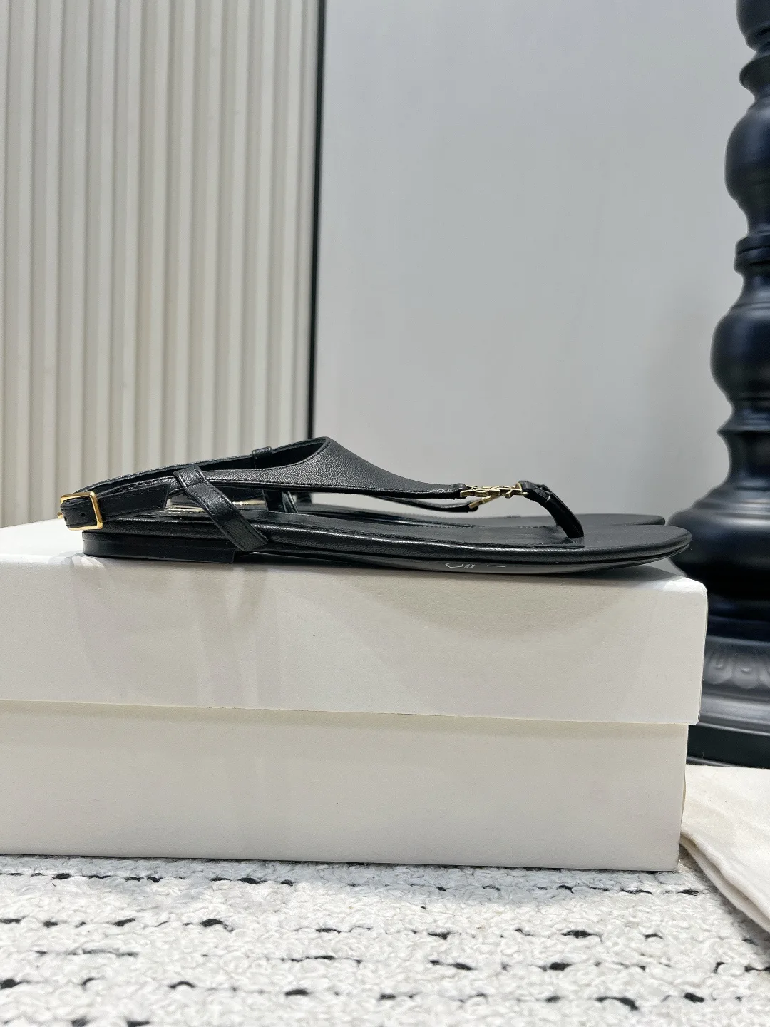 Босоножки Женские Saint Laurent 17578052