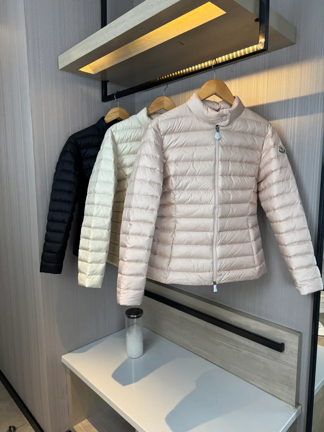 Куртки И Пуховики Женские Moncler 19074365