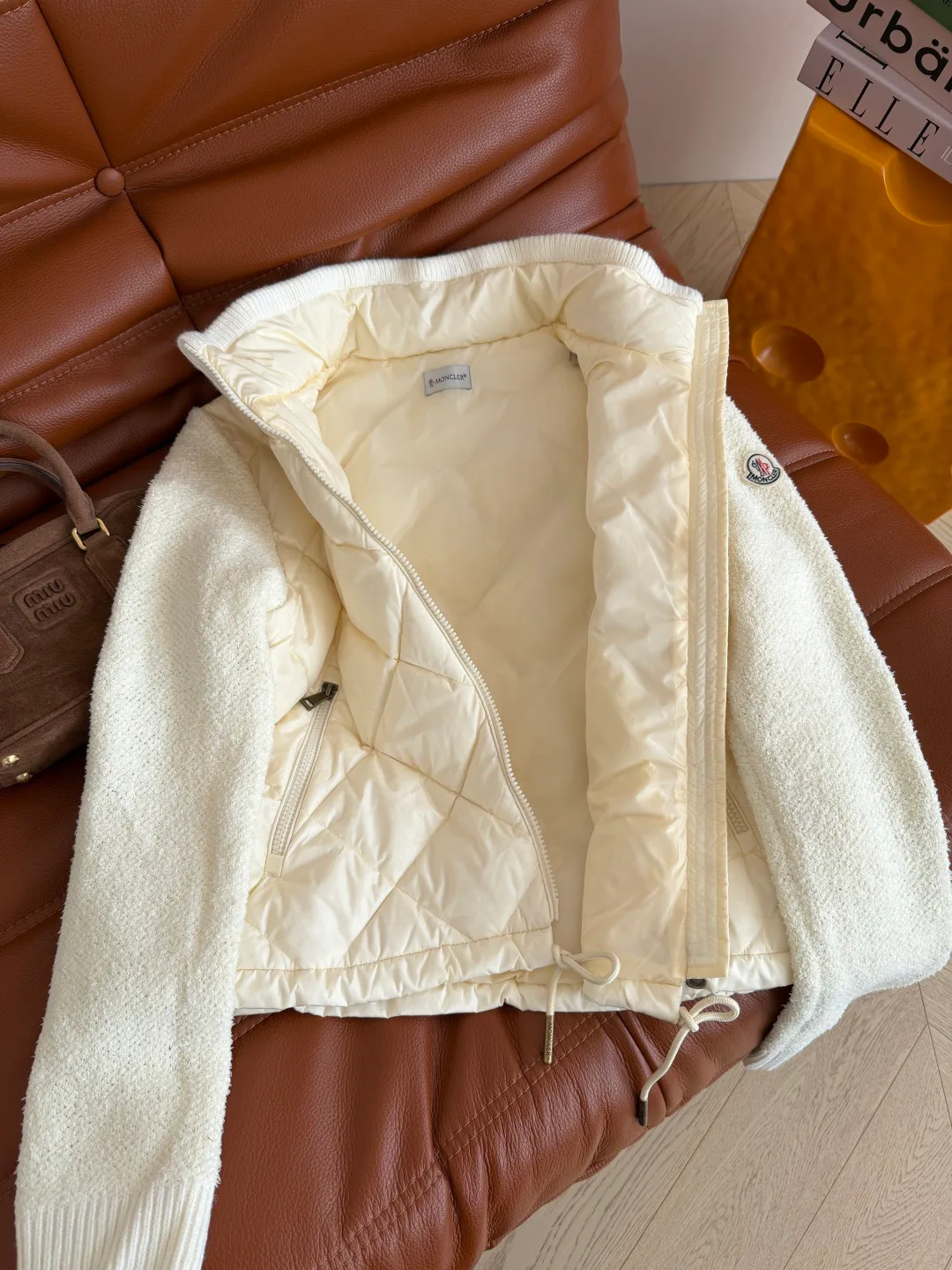 Куртки И Пуховики Женские Moncler 19091524