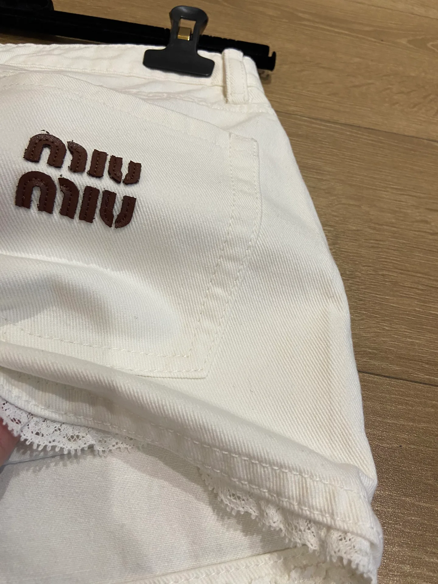 Шорты Женские Miu Miu 17222115