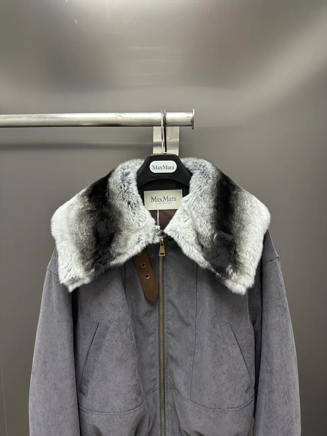 Куртки И Пуховики Женские Max Mara 18702429