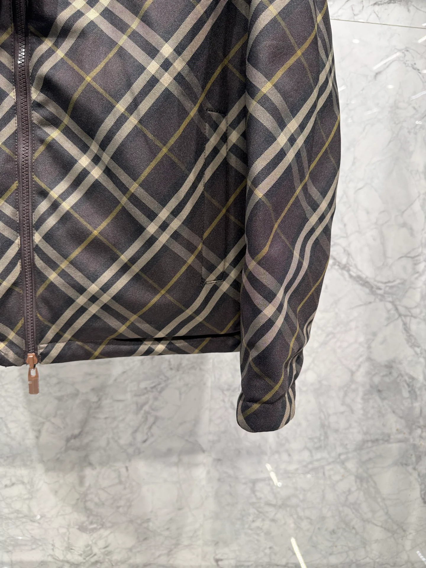 Куртки И Пуховики Женские Burberry 18462501
