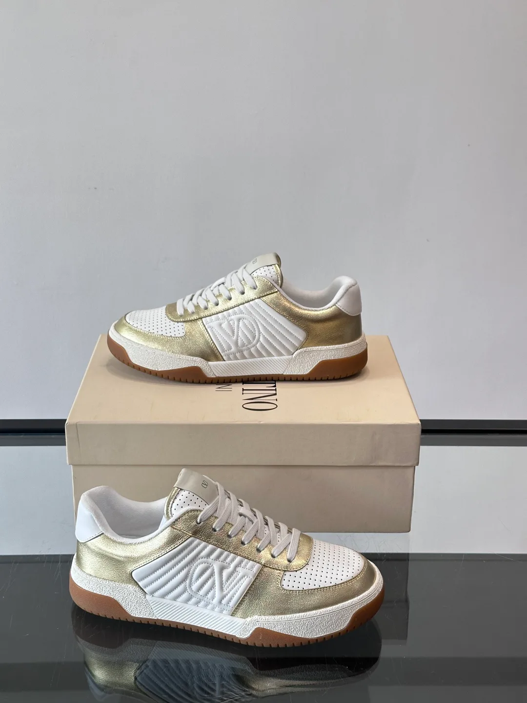 Кроссовки Женские Valentino 241793