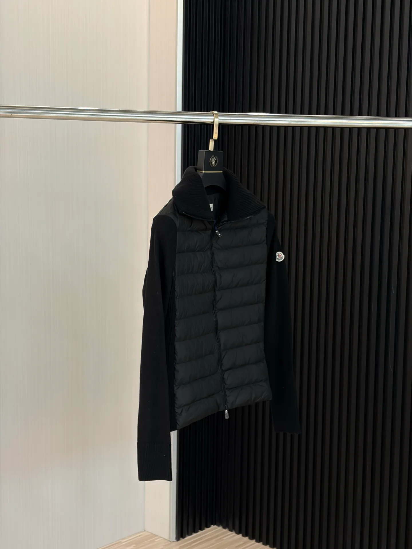 Куртки И Пуховики Женские Moncler 18600016