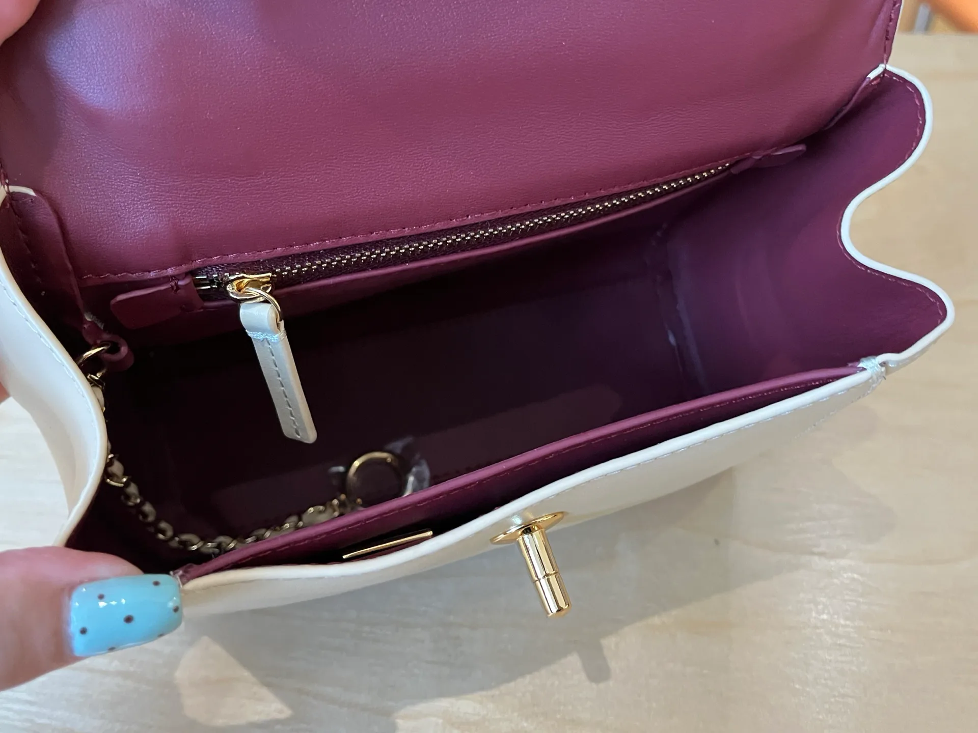 Классические Сумки Женские Chanel 18004454