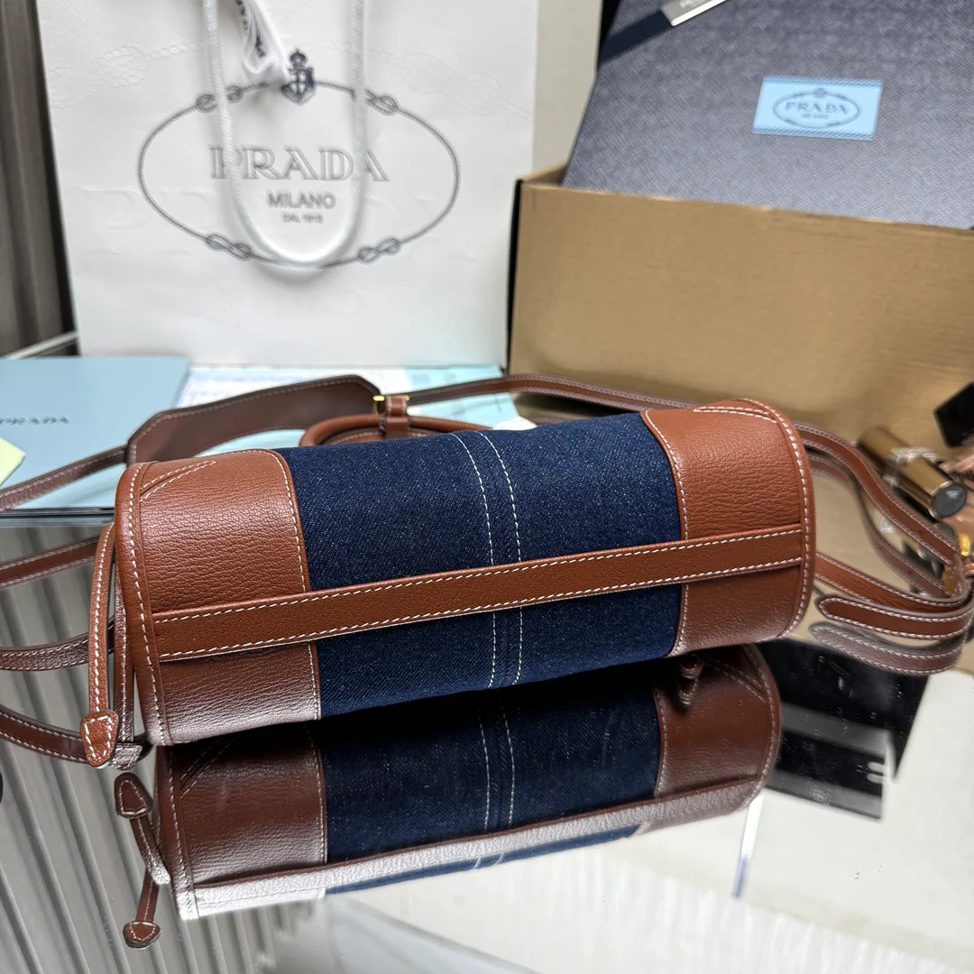 Классические Сумки Женские Prada 1878057