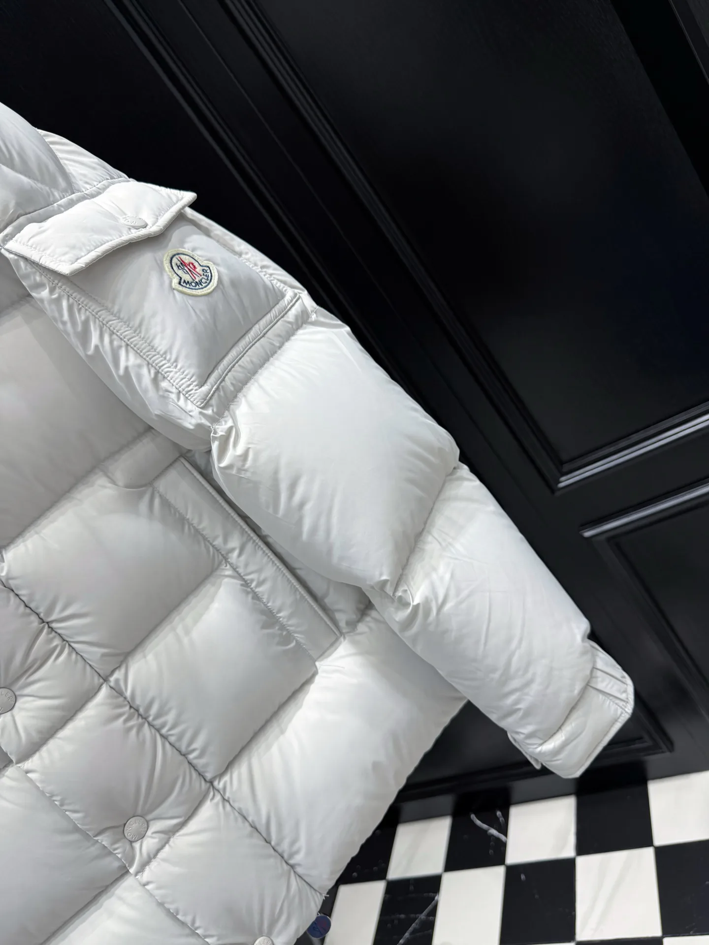 Куртки И Пуховики Женские Moncler 18035670