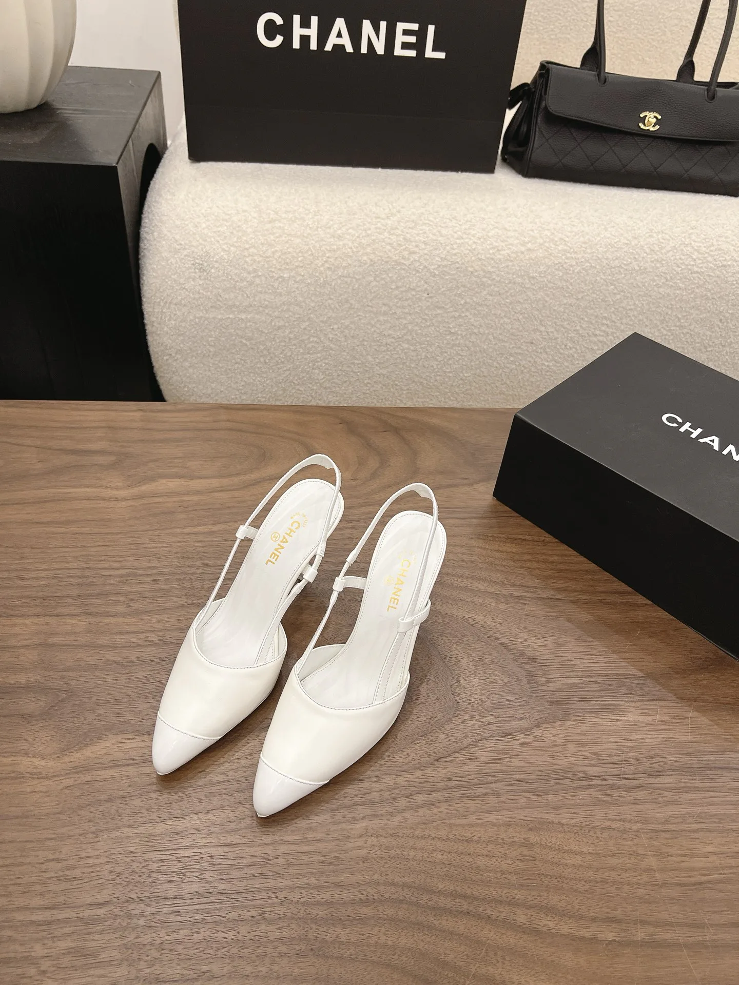 Туфли Женские Chanel 17582734