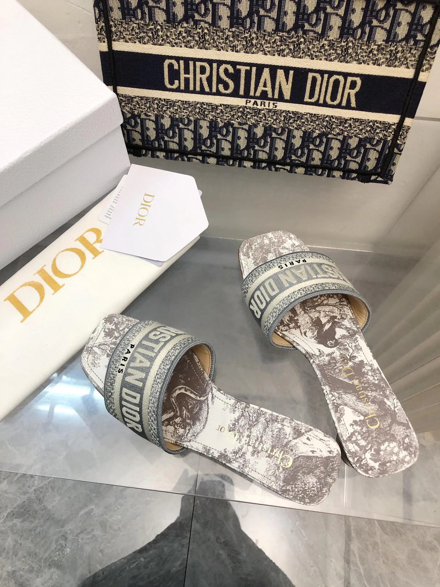Босоножки Женские Christian Dior 18633991