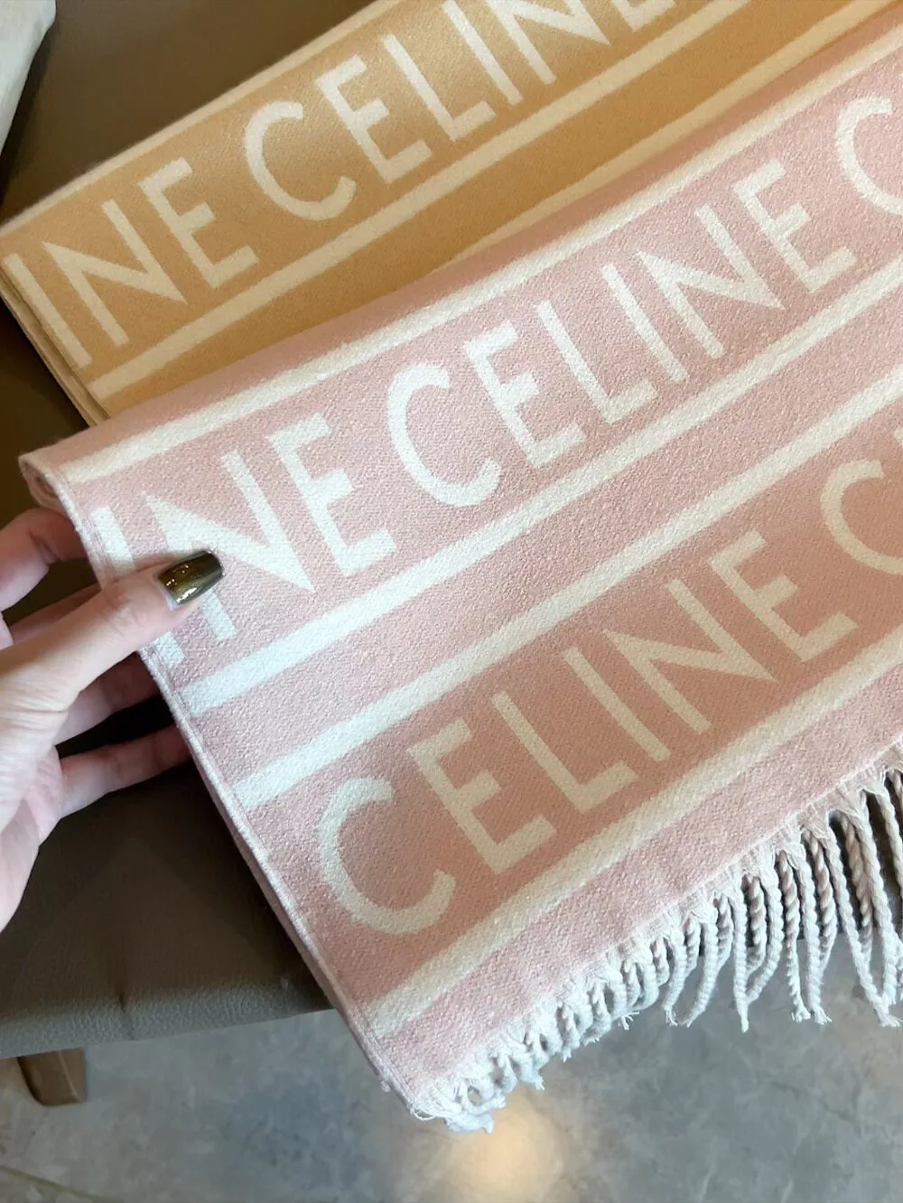Шарфы Celine 18002957