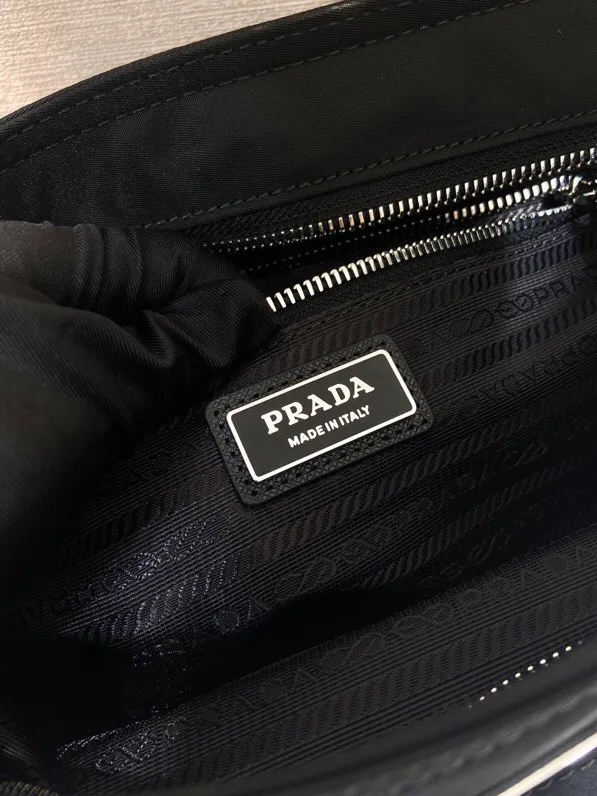 Классические Сумки Женские Prada 11872162
